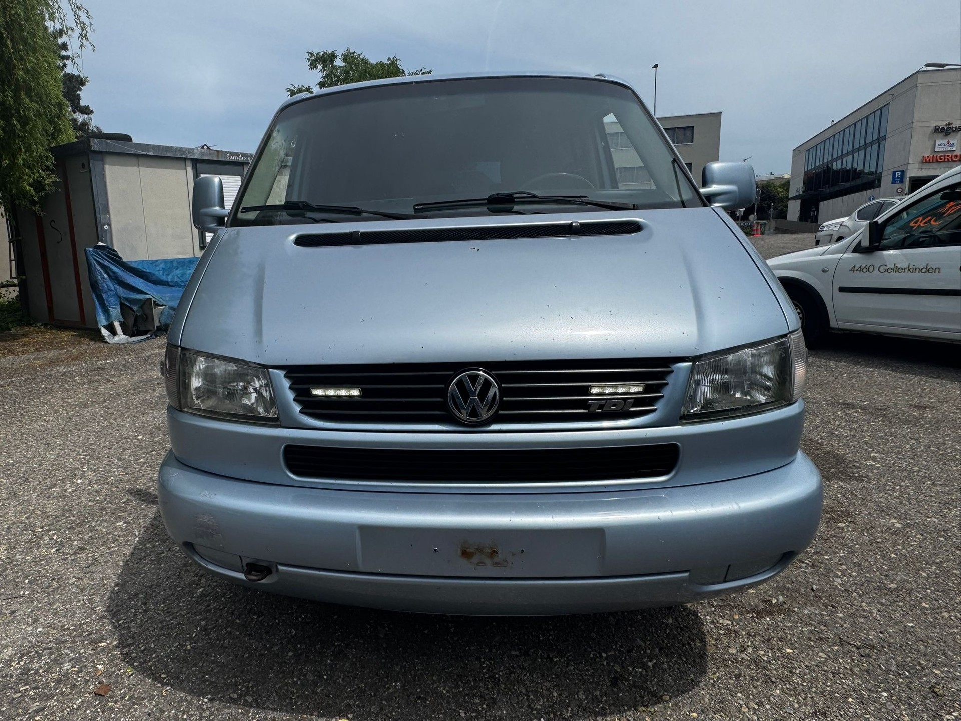 VW T4 Caravelle 2.5TDI ABS-image-1