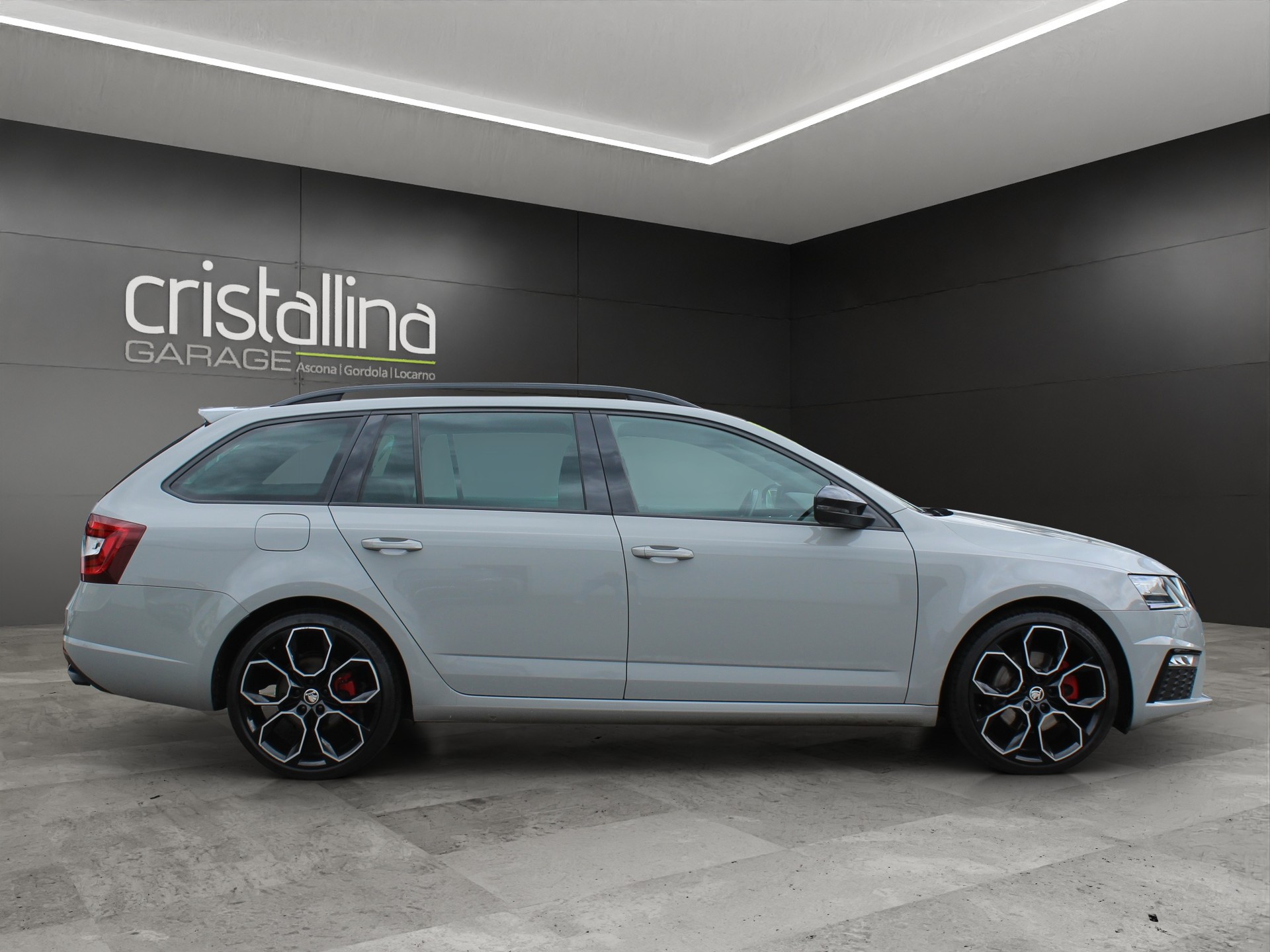 SKODA Octavia Combi 2.0 TDI 184 RS 4x4 DSG-image-4