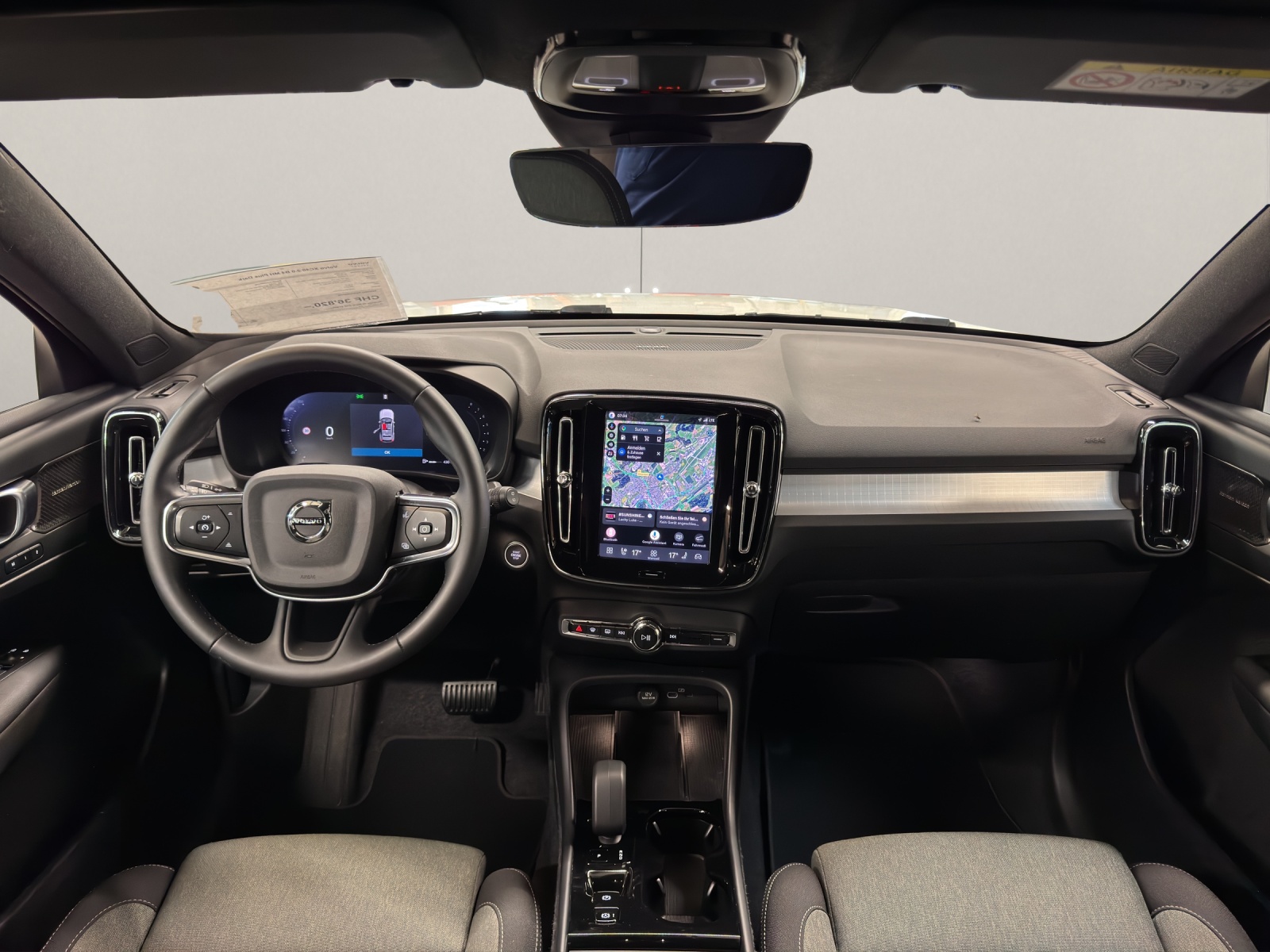 VOLVO XC40 2.0 B4 MH Plus Dark-image-6