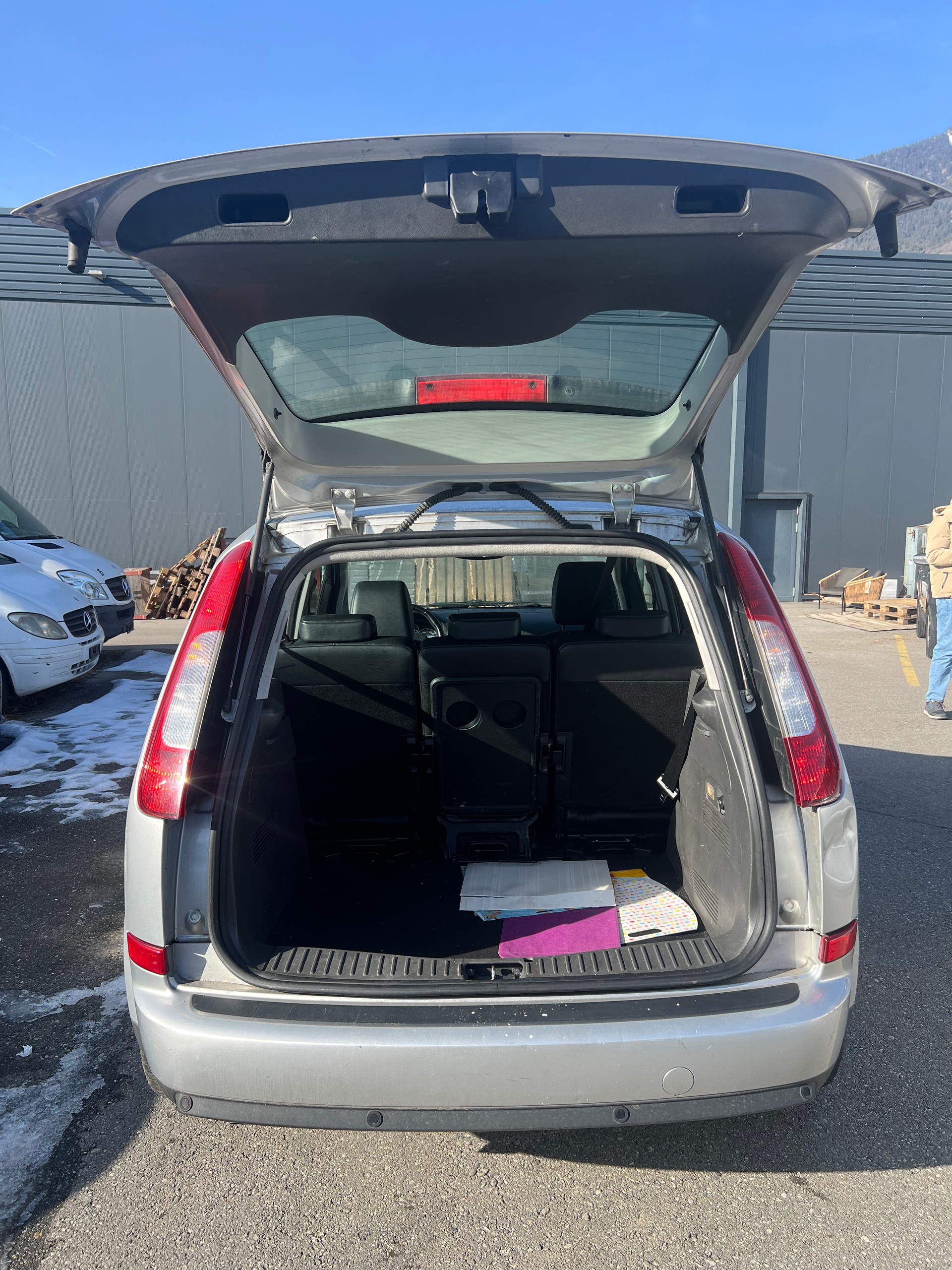 FORD C-MAX-image-3