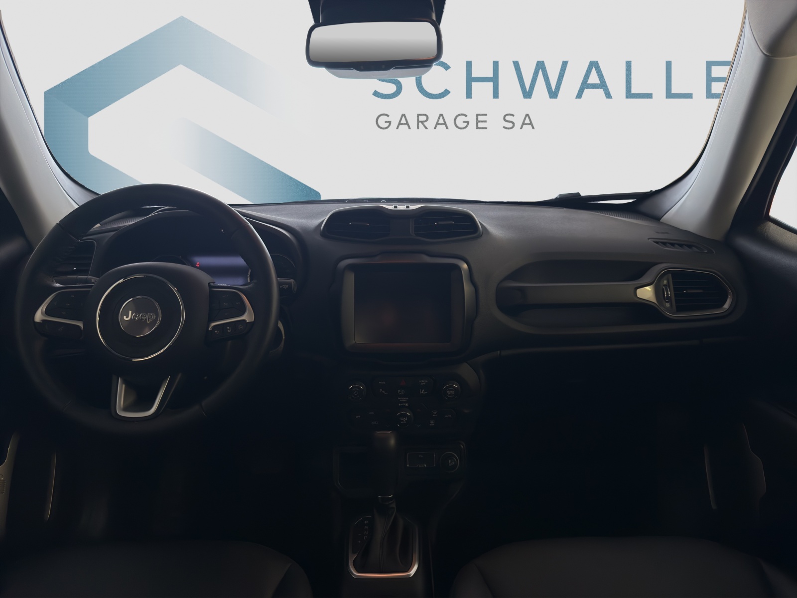JEEP RENEGADE 1.5 Turbo Swiss Lim-image-9