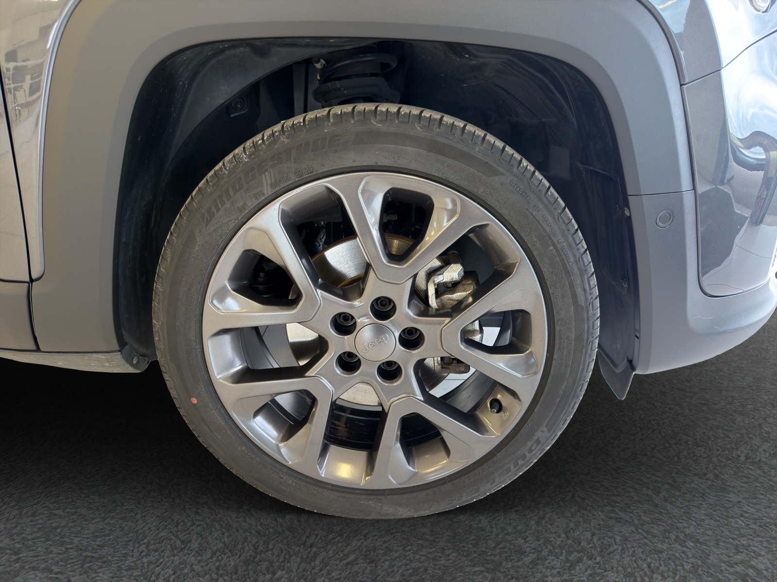 JEEP RENEGADE 1.5 Turbo Swiss Lim-image-11