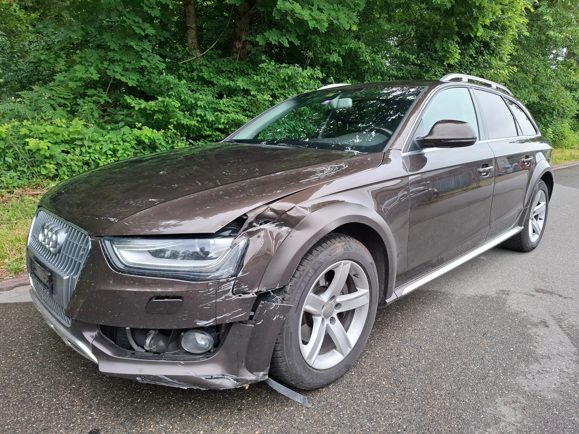 AUDI A4 allroad 3.0 TDI quattro S-tronic-image-6