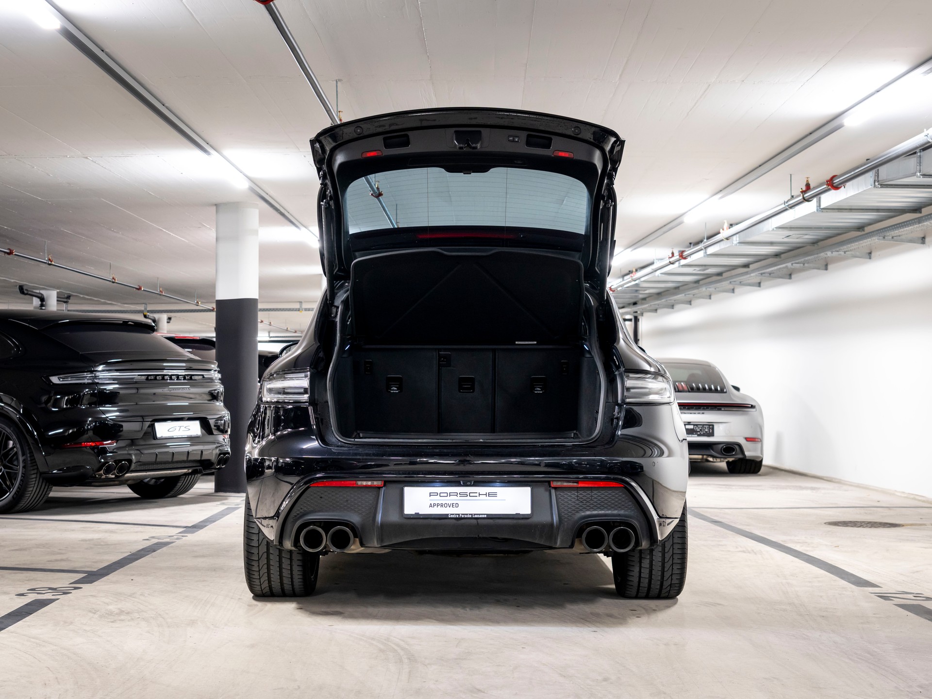 PORSCHE Macan GTS PDK-image-5