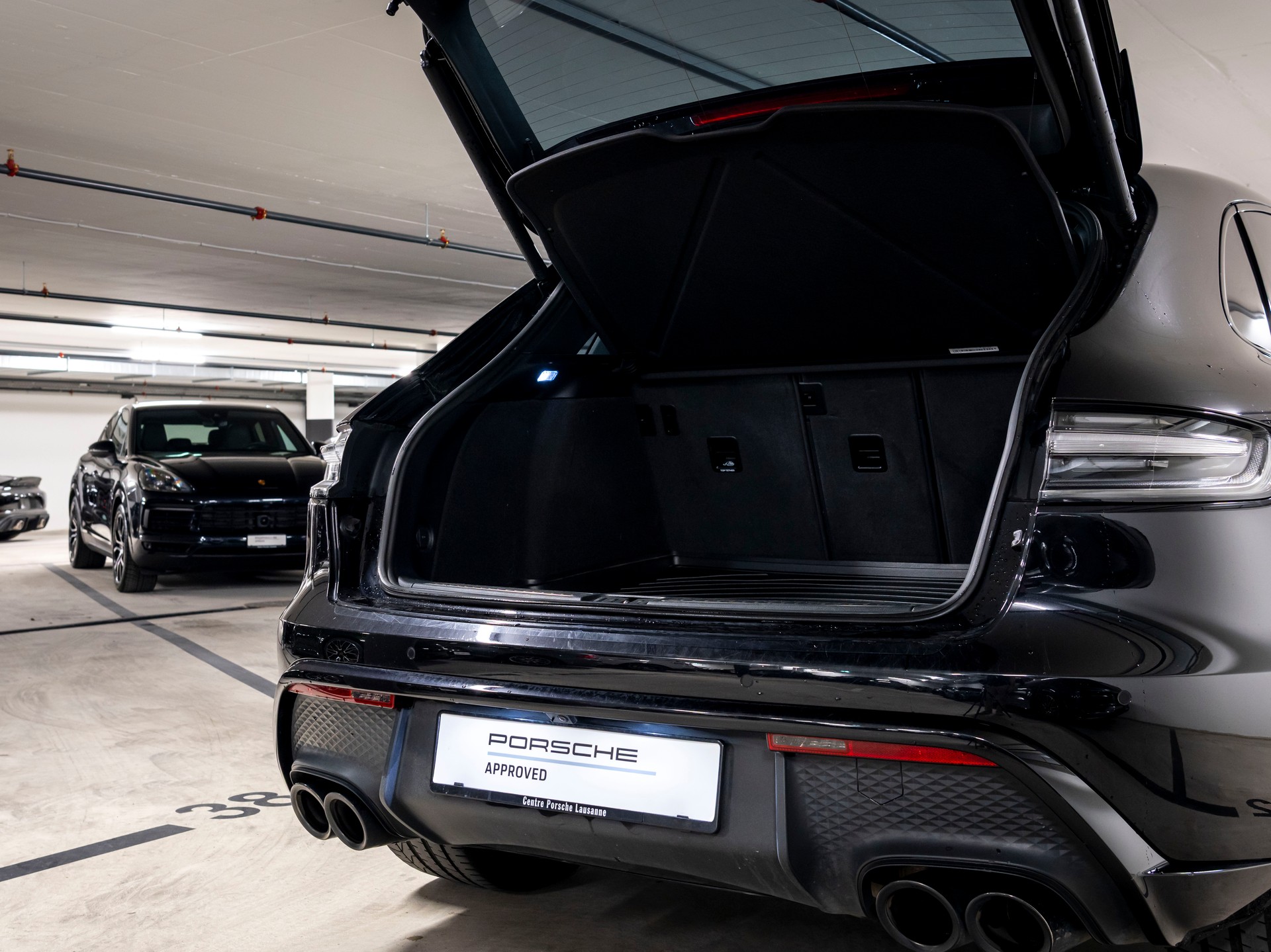 PORSCHE Macan GTS PDK-image-10