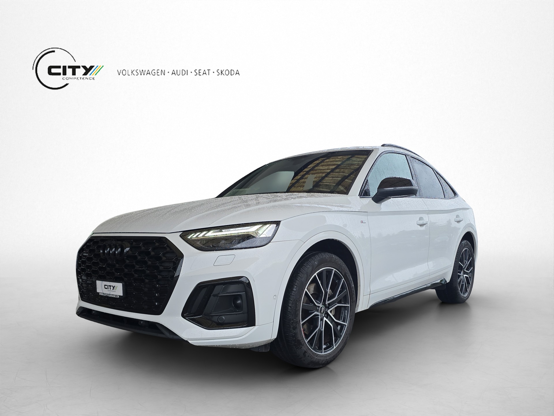 AUDI Q5 Sportback 2.0 45 TFSI S Line quattro S-Tronic-image-0