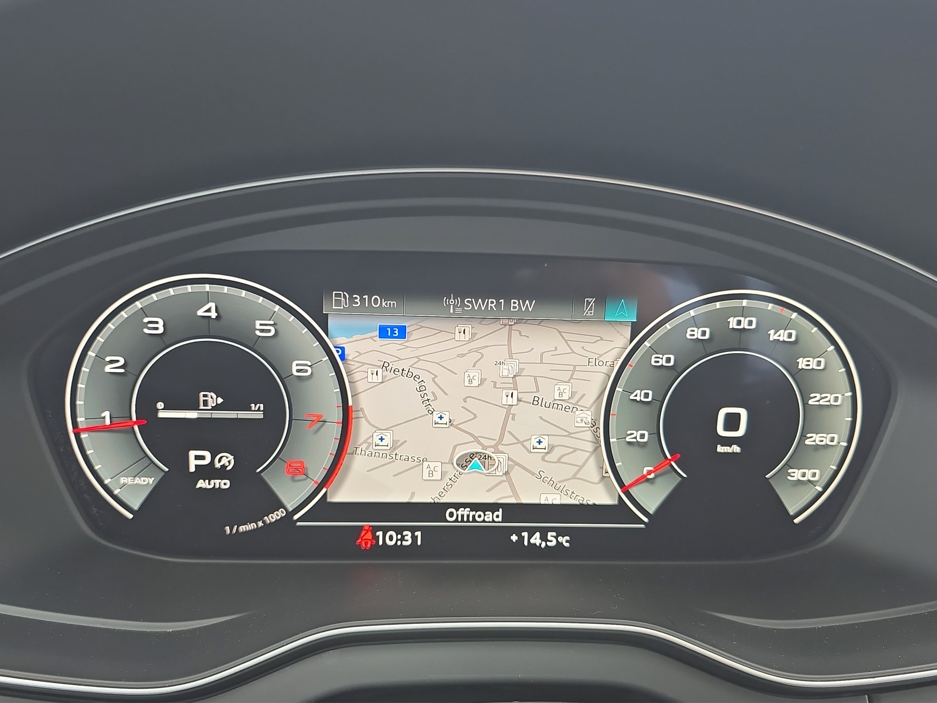 AUDI Q5 Sportback 2.0 45 TFSI S Line quattro S-Tronic-image-9