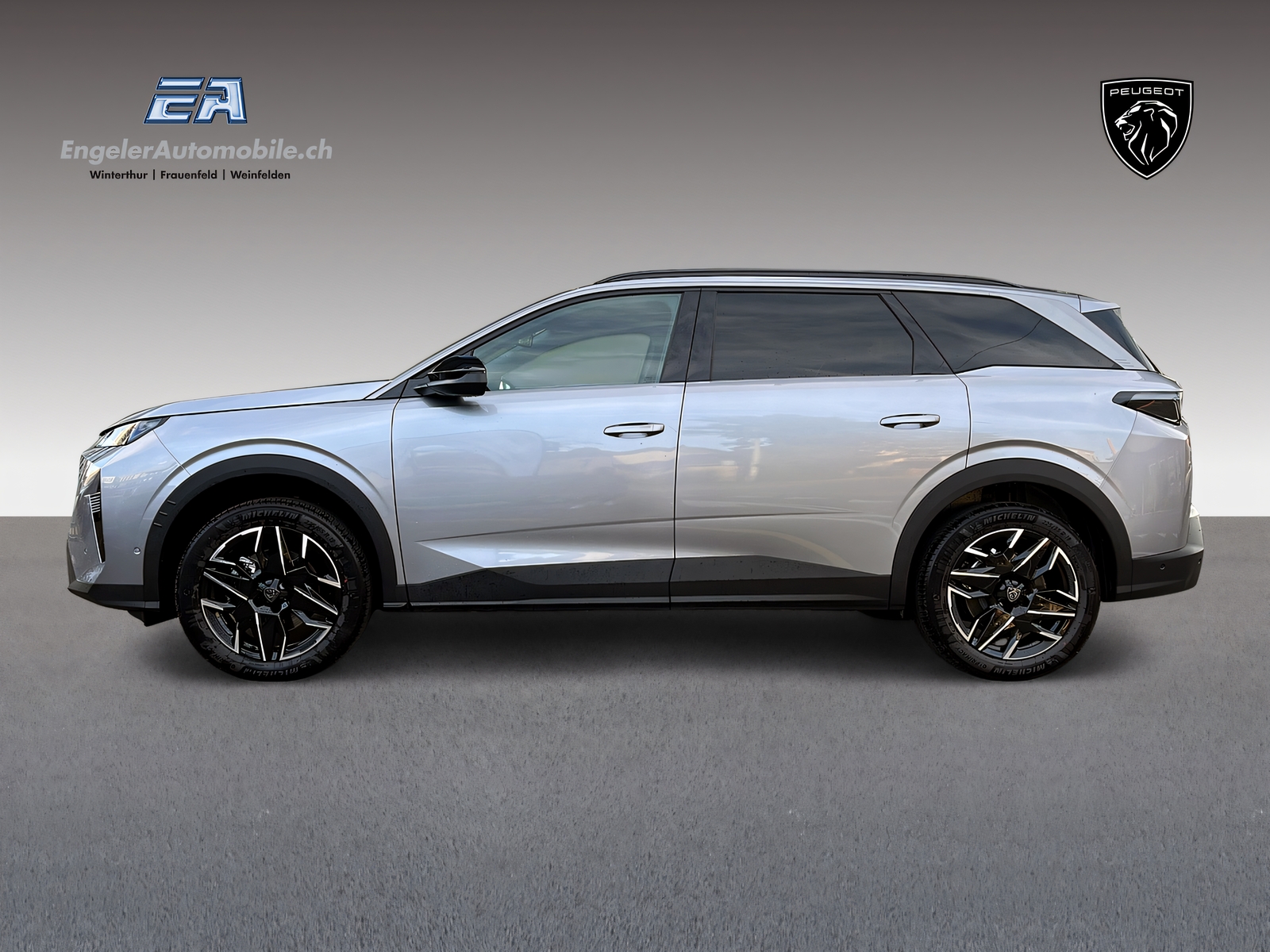 PEUGEOT 5008 1.2 Hybrid Allure Premium-image-2