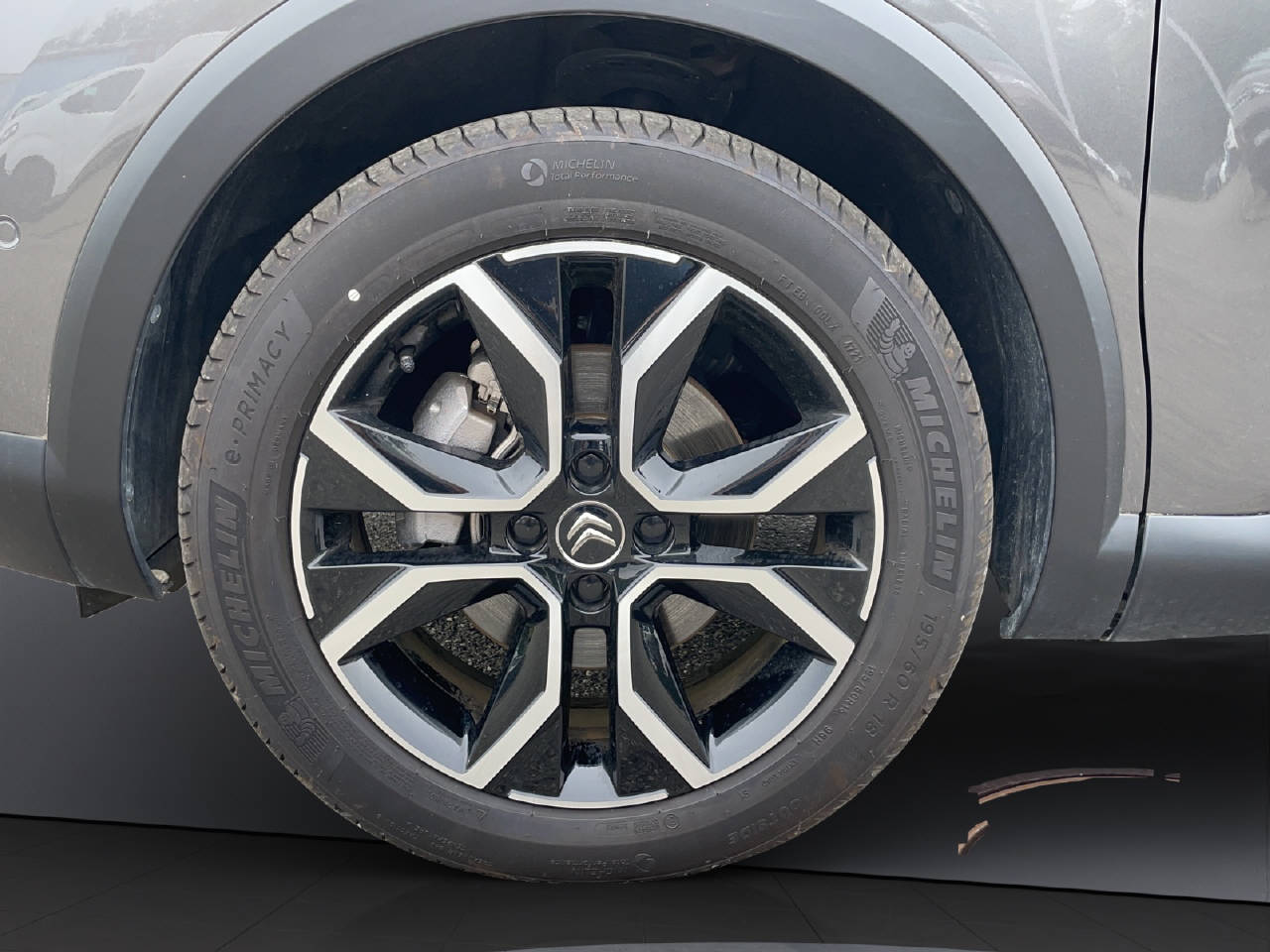 CITROEN e-C4 Shine-image-11