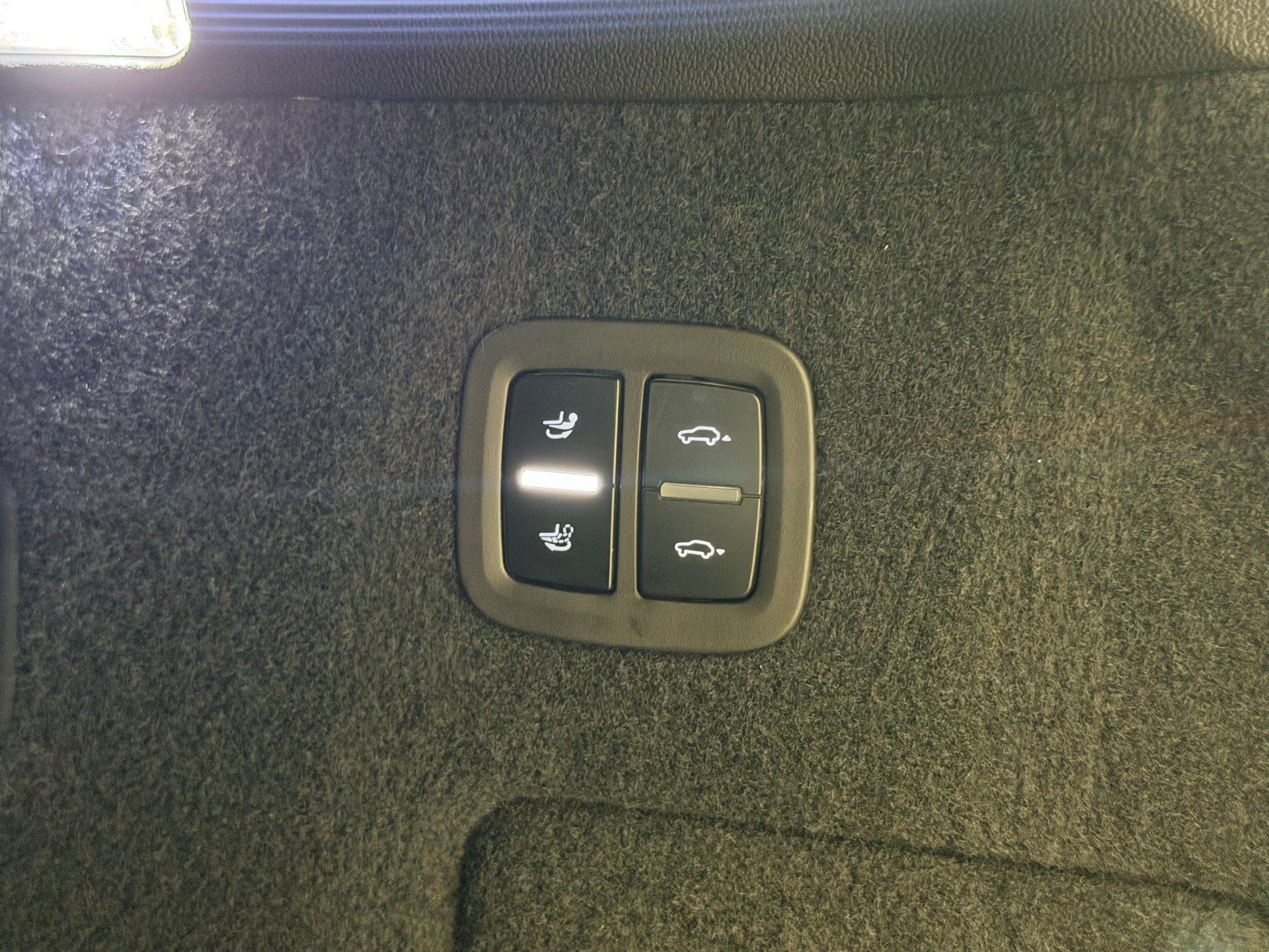 PORSCHE Cayenne S Tiptronic-image-11