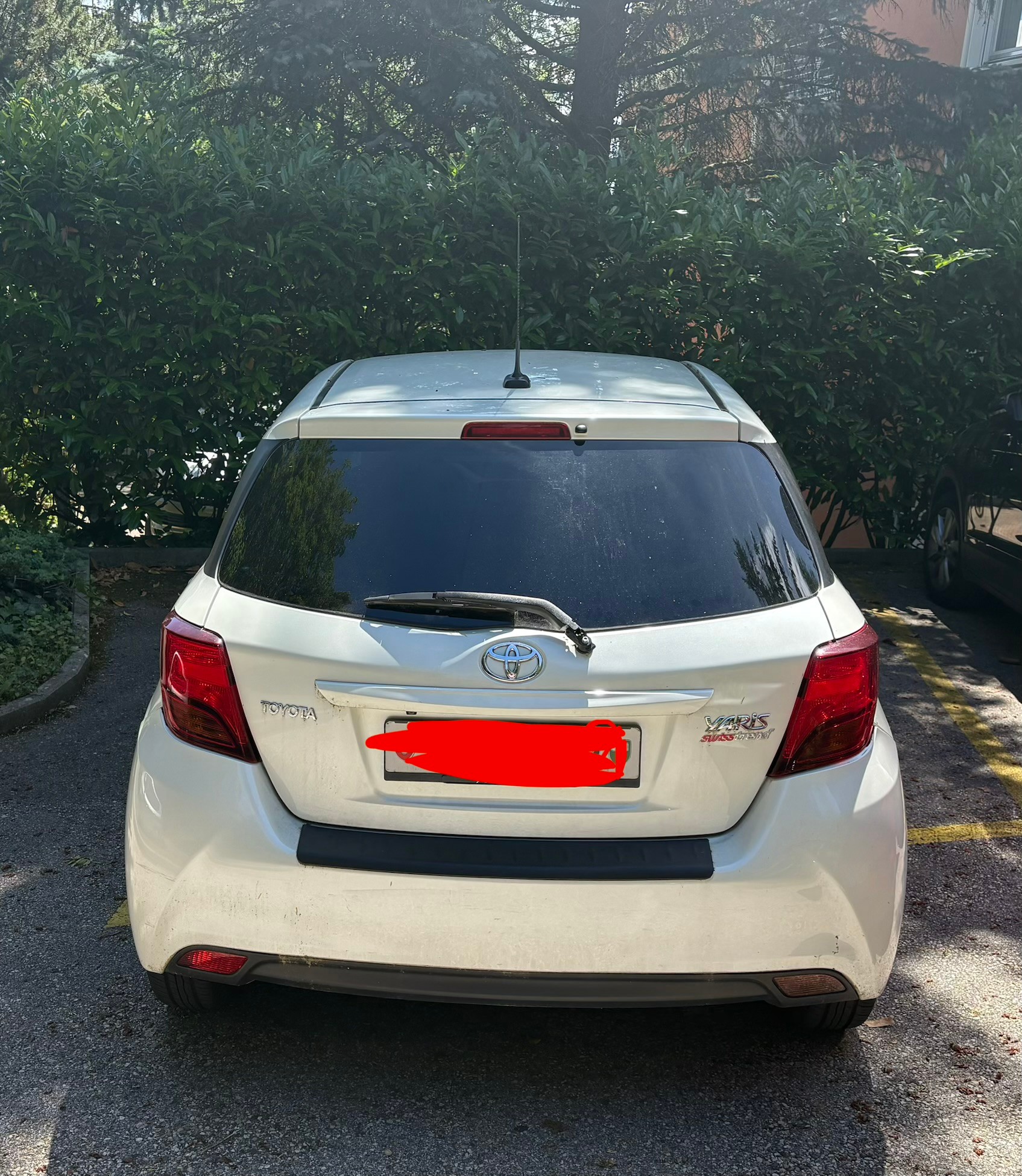 TOYOTA 1.33 VVT-i Swiss Trend-image-1