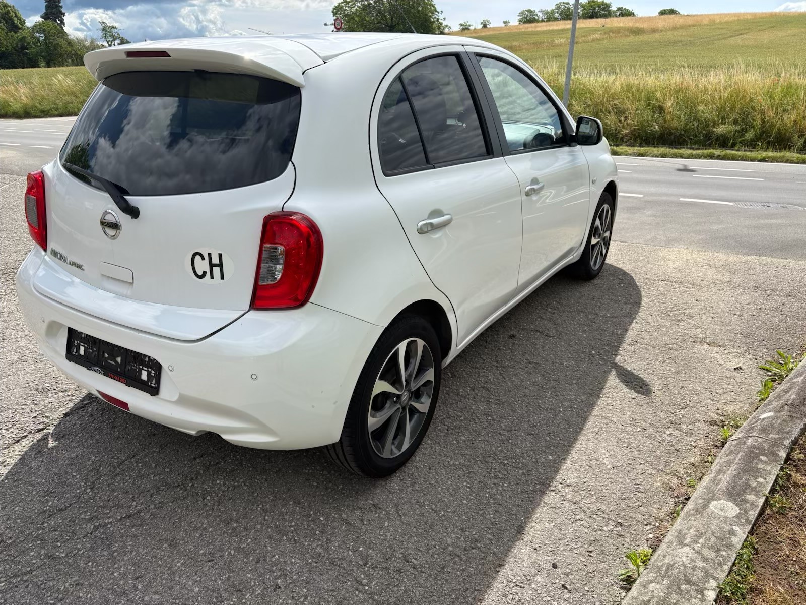 NISSAN Micra 1.2 DIG-S tekna CVT-image-2