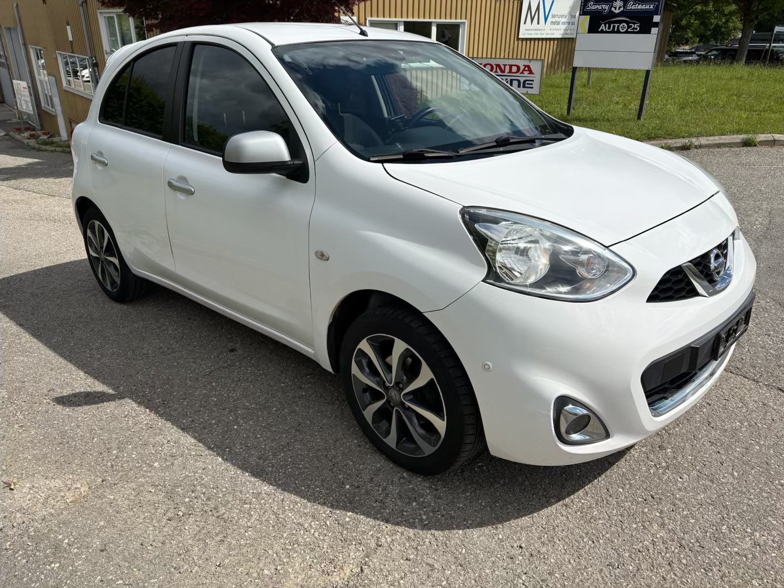 NISSAN Micra 1.2 DIG-S tekna CVT-image-0