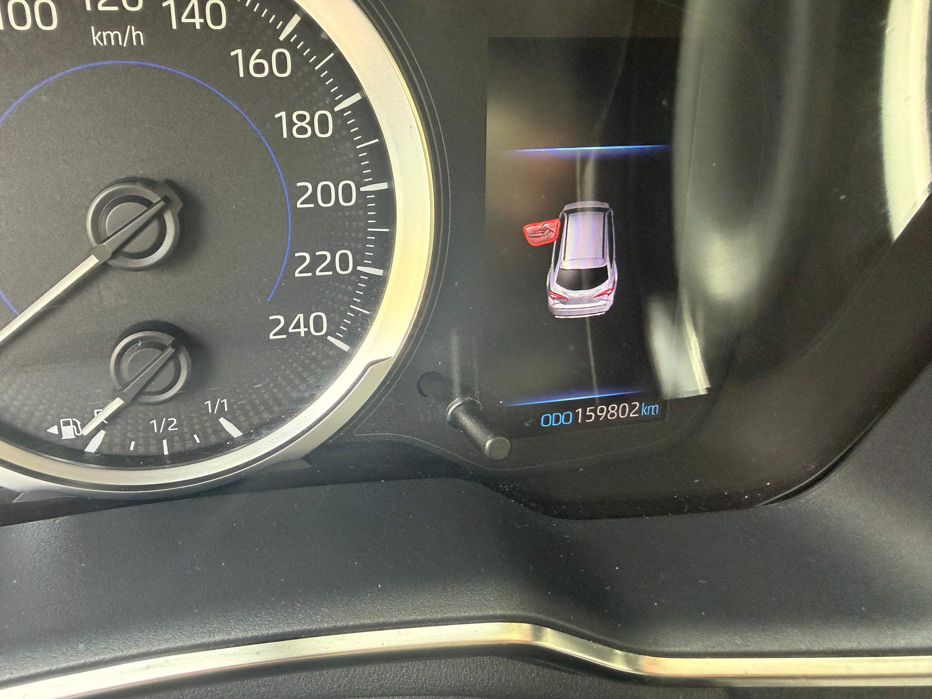 TOYOTA Corolla Touring Sports 1.8 HSD Comfort e-CVT-image-12