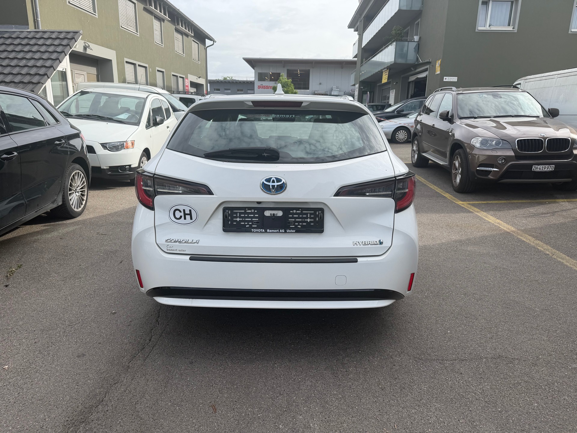 TOYOTA Corolla Touring Sports 1.8 HSD Comfort e-CVT-image-4