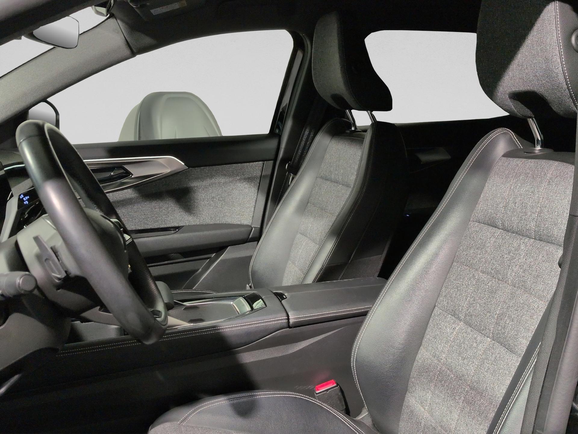 RENAULT Espace 1.2 E-Tech 200 Techno-image-8