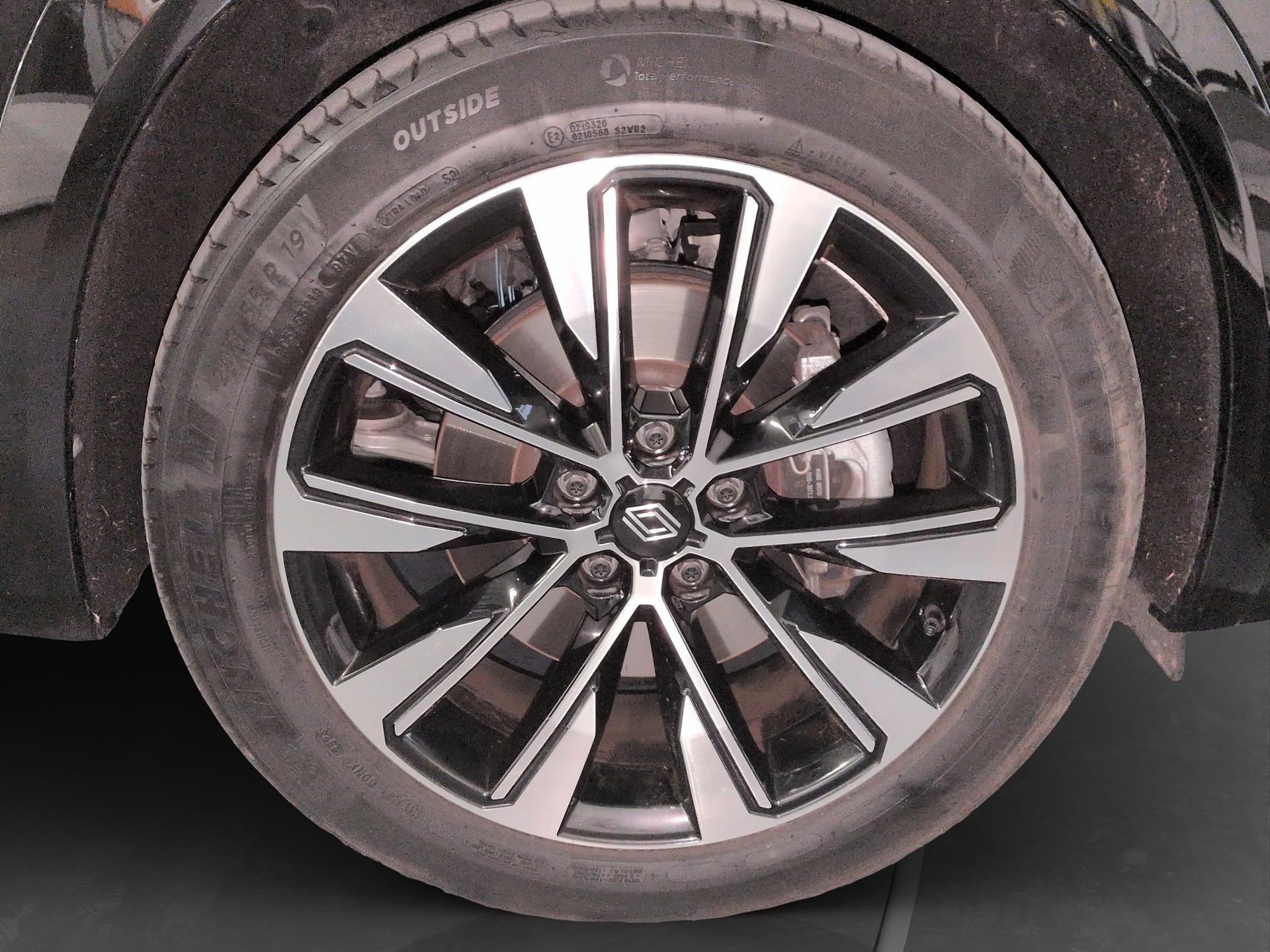 RENAULT Espace 1.2 E-Tech 200 Techno-image-17