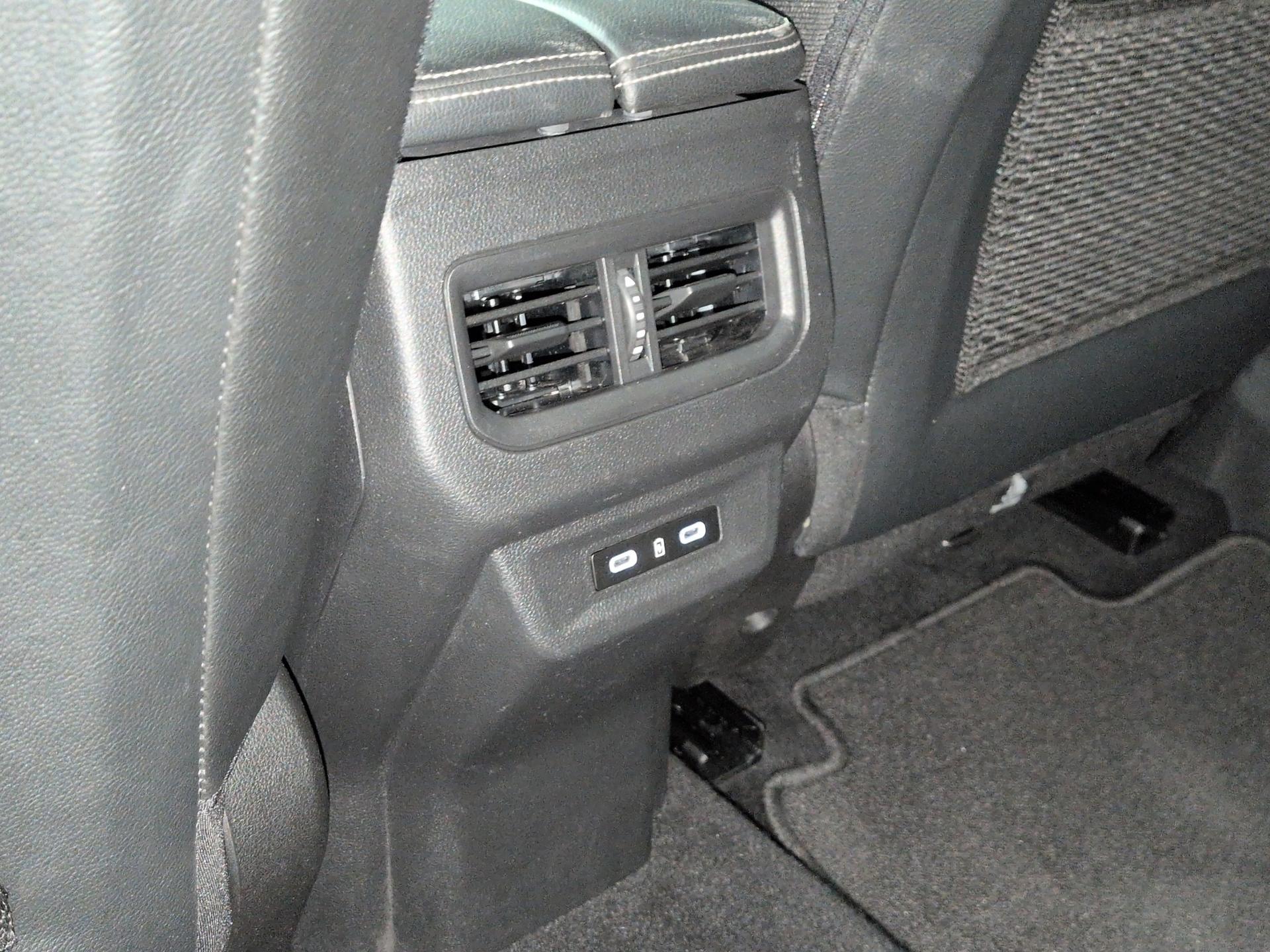 RENAULT Espace 1.2 E-Tech 200 Techno-image-18