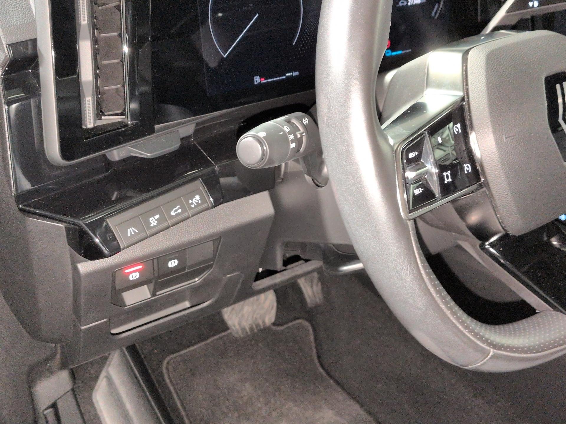 RENAULT Espace 1.2 E-Tech 200 Techno-image-19