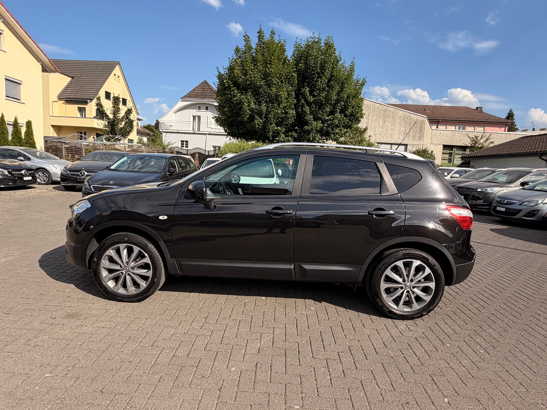 NISSAN Qashqai 2.0 4WD 360 XTronic CVT-image-11