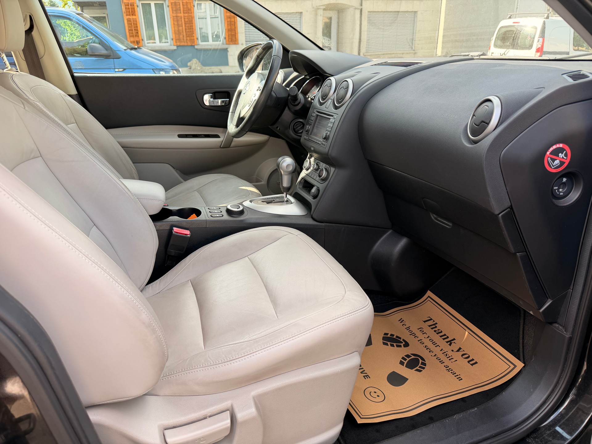 NISSAN Qashqai 2.0 4WD 360 XTronic CVT-image-22