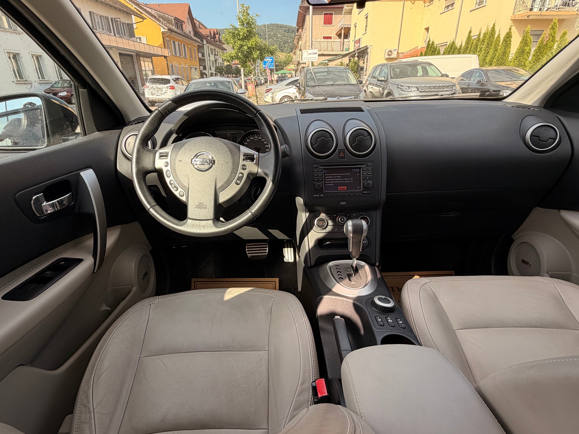 NISSAN Qashqai 2.0 4WD 360 XTronic CVT-image-19