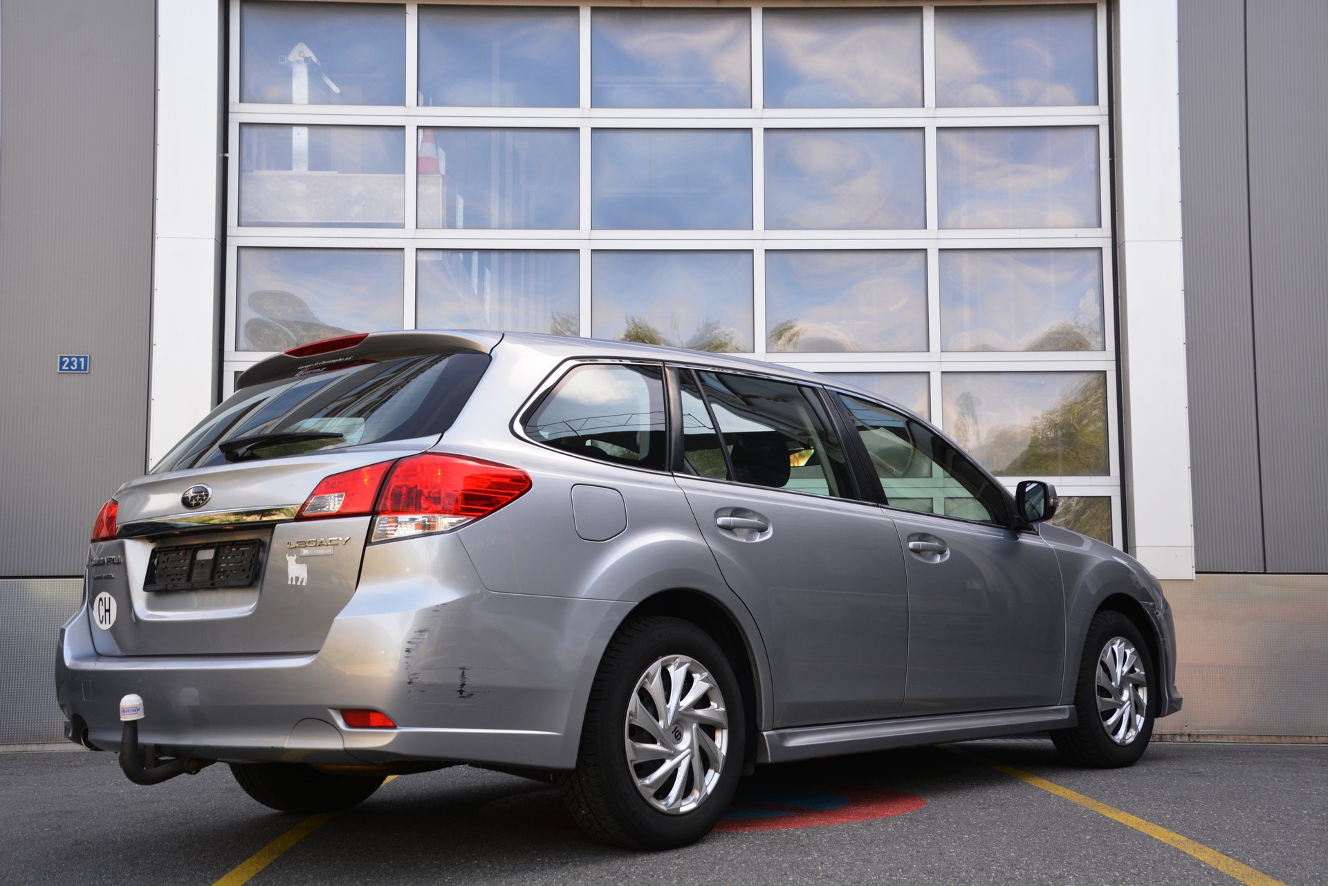 SUBARU Legacy 2.0i Advantage AWD Lineartronic Ice Bear-image-1