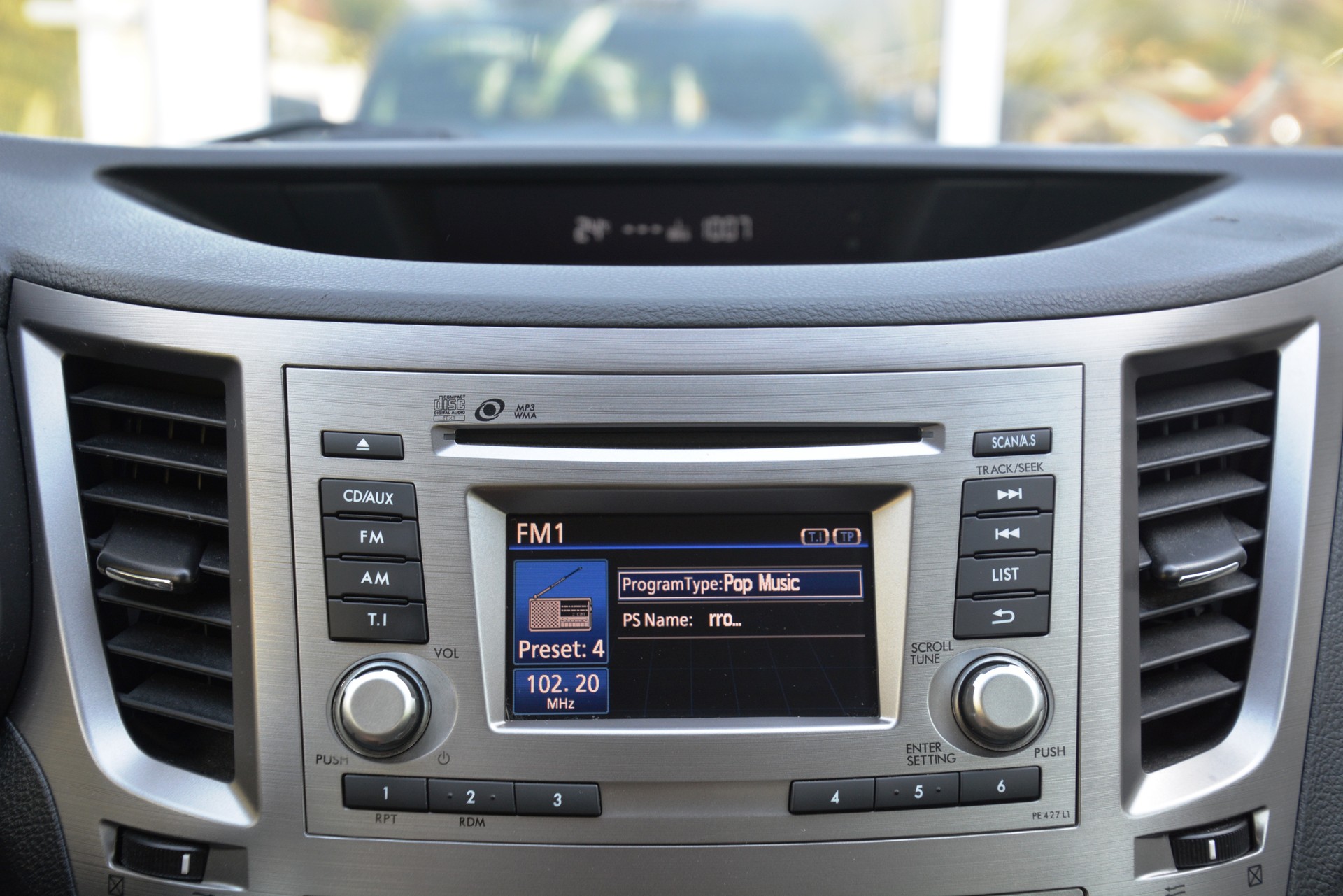SUBARU Legacy 2.0i Advantage AWD Lineartronic Ice Bear-image-9