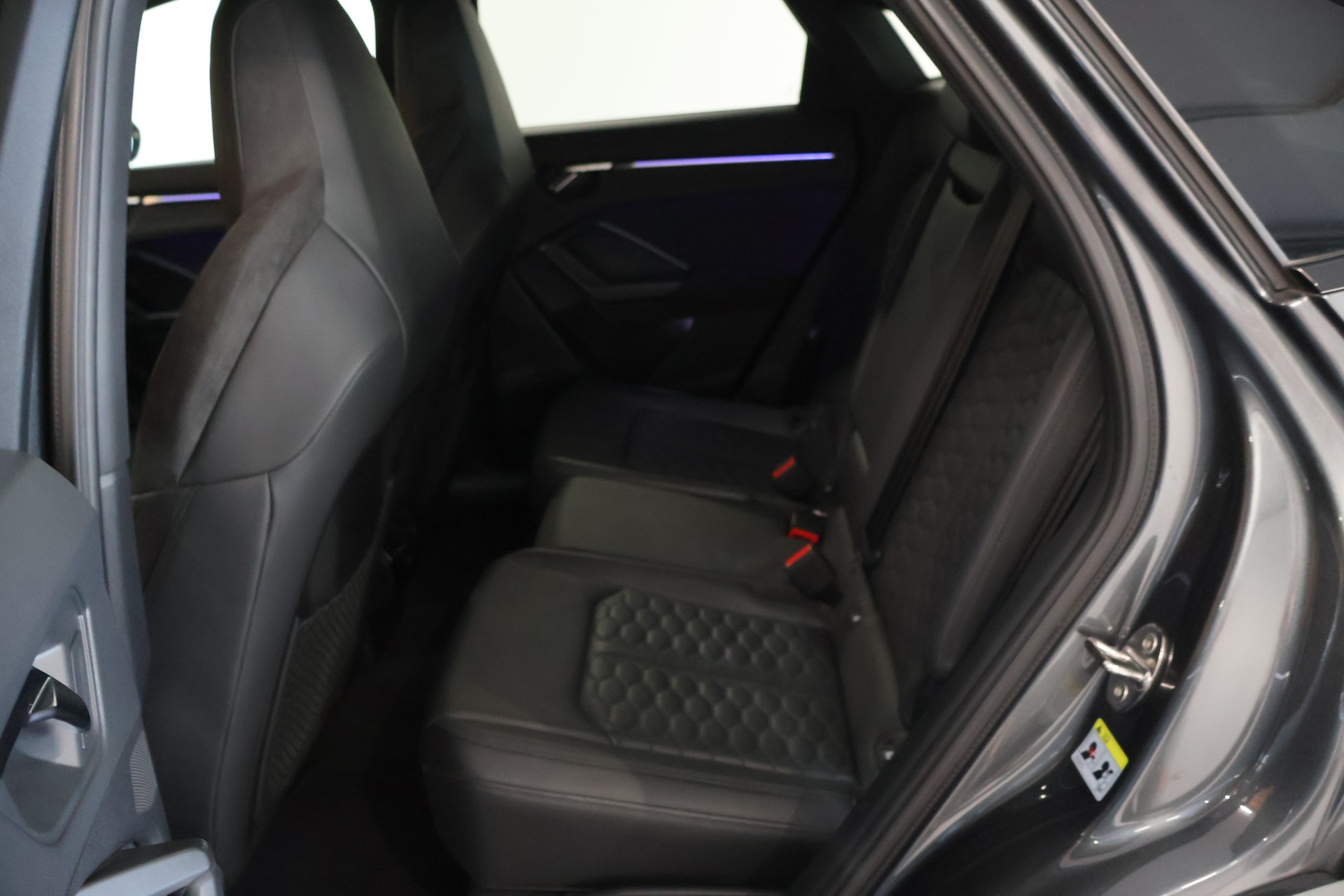 AUDI RS Q3 Sportback quattro S tronic-image-10