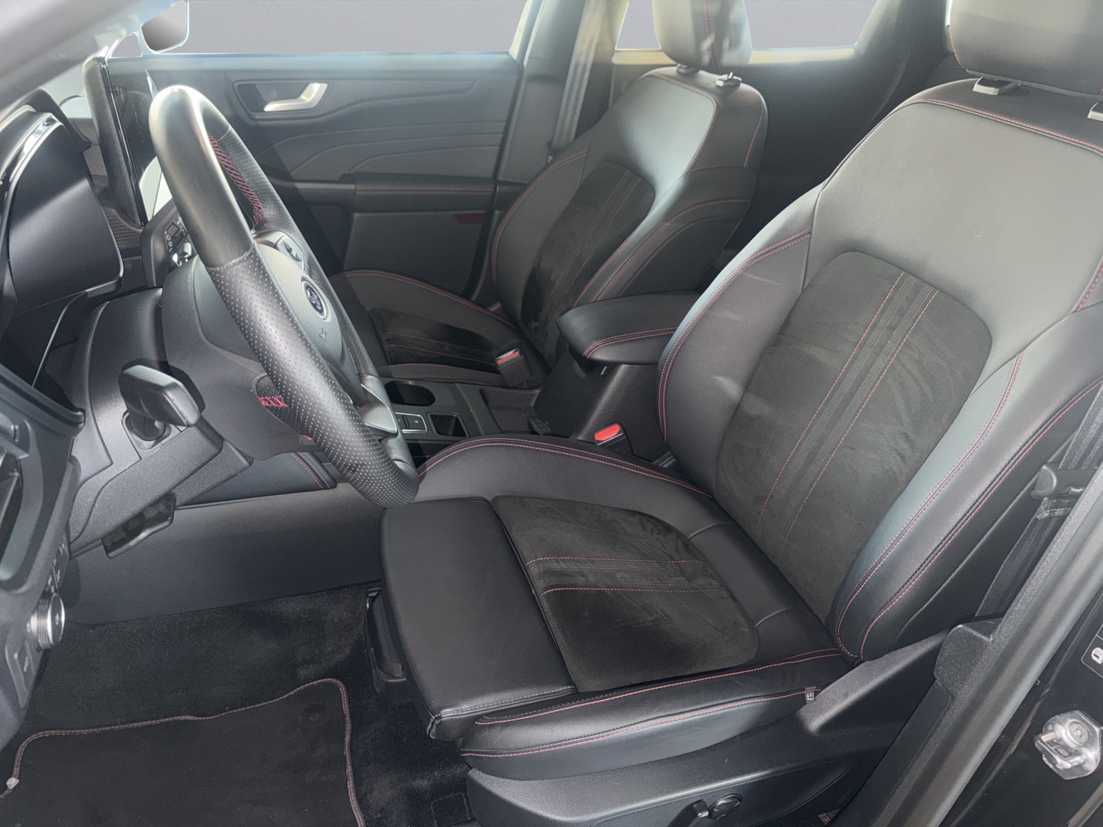 FORD Kuga 2.5 Hybrid ST-Line X 4x4-image-8
