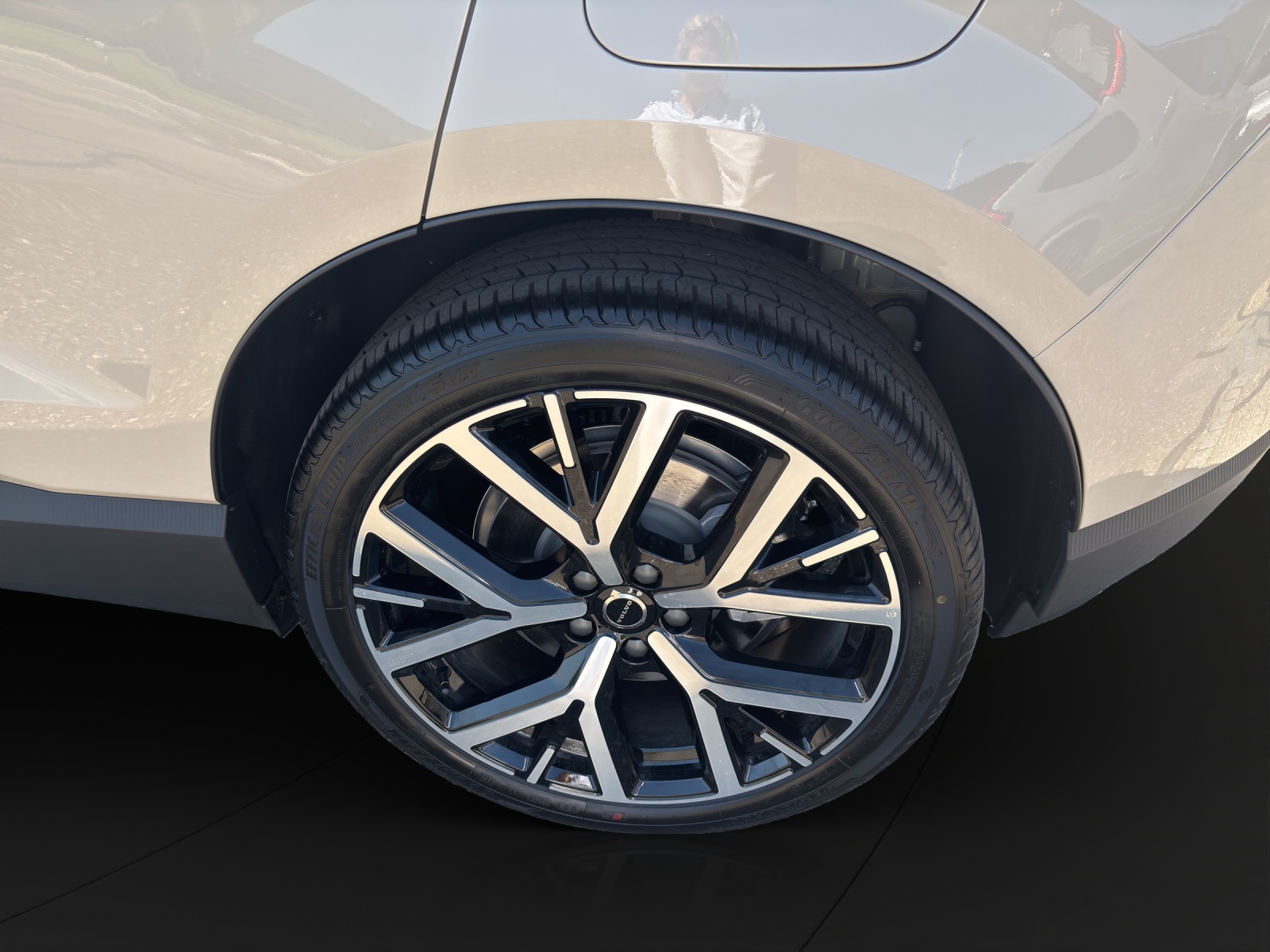 VOLVO EX30 E60 Plus-image-1