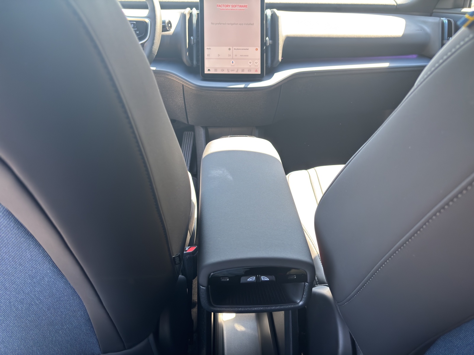 VOLVO EX30 E60 Plus-image-9