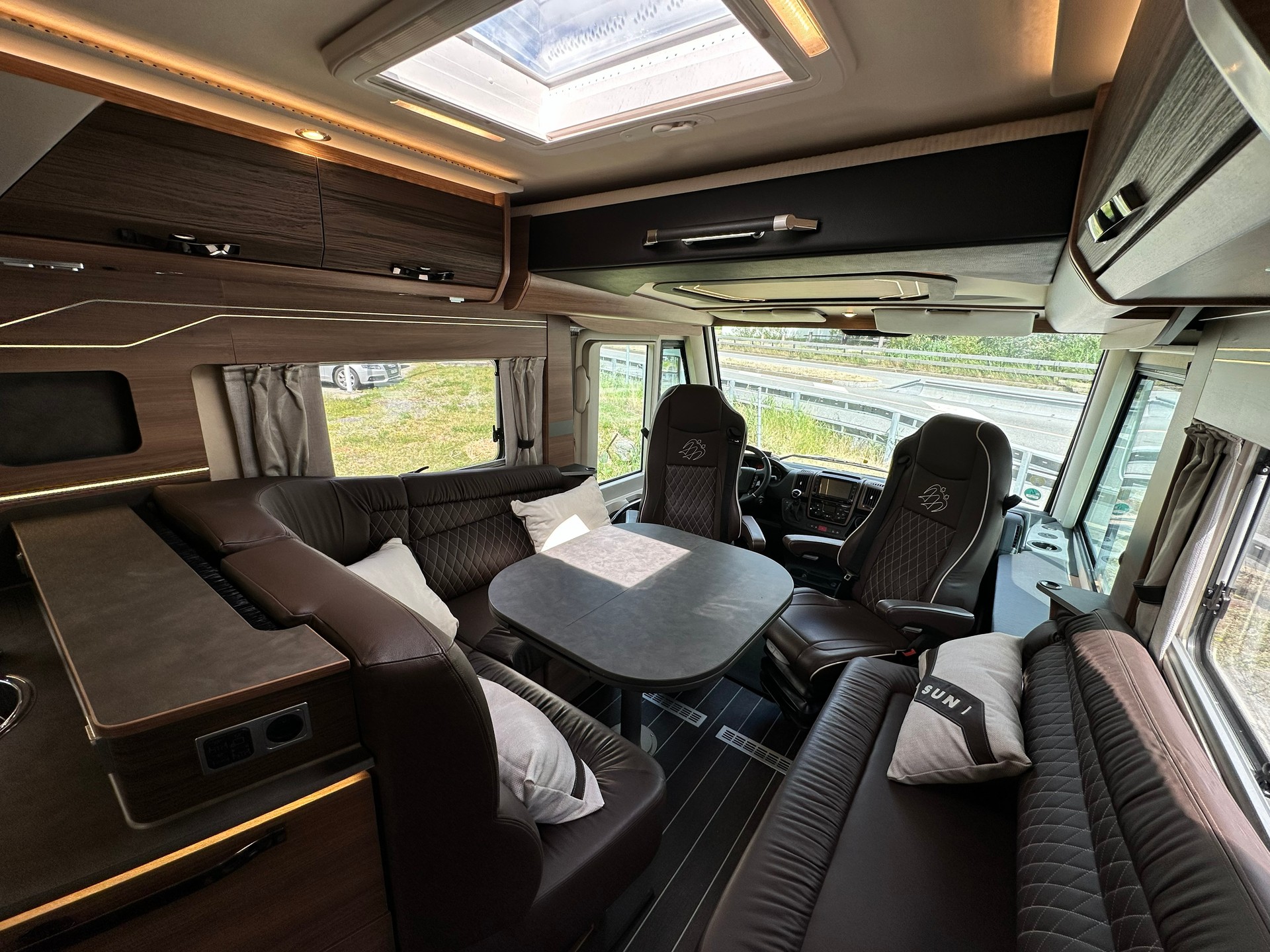 KNAUS Sun I 900 LEG-image-11