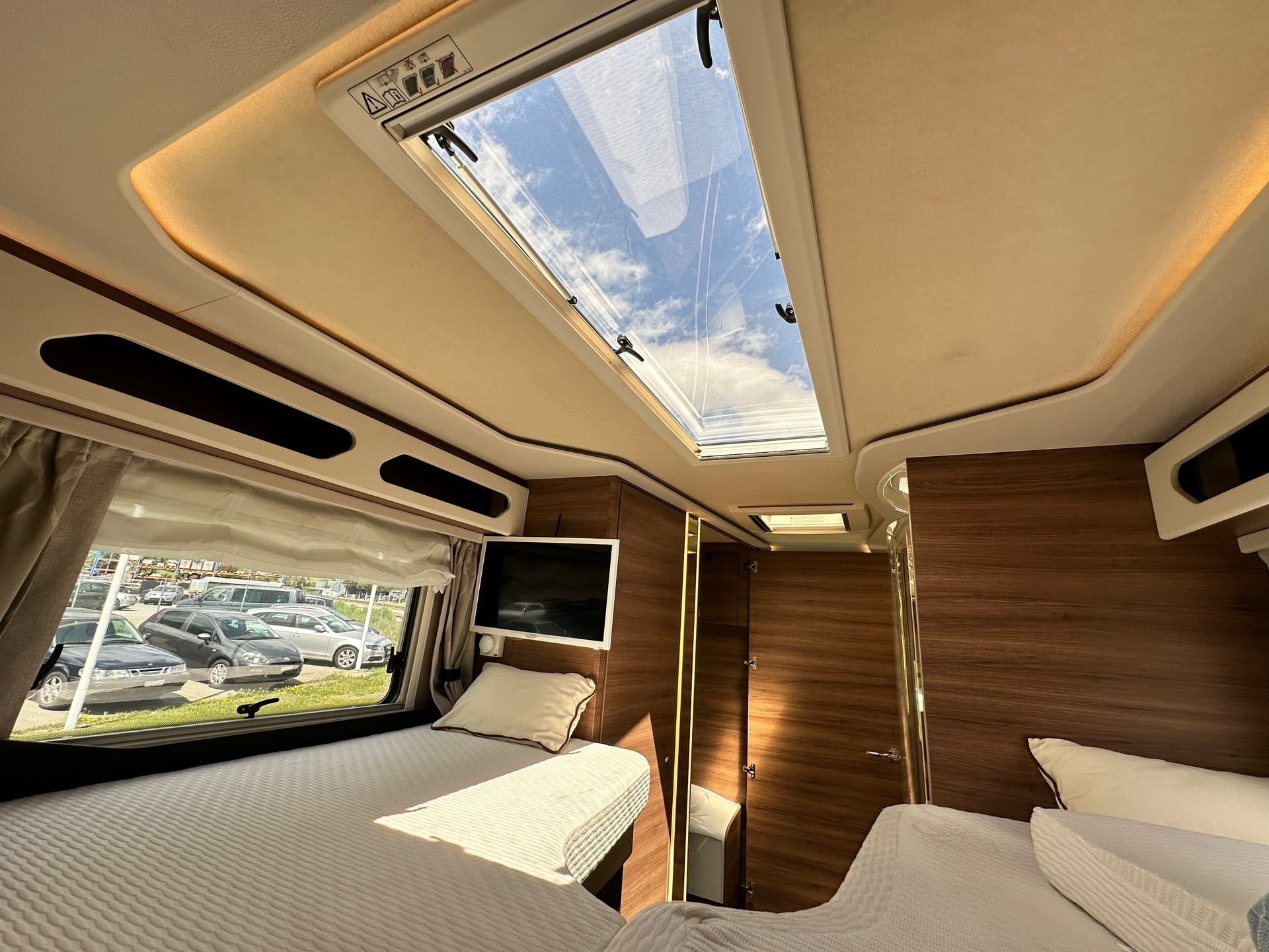 KNAUS Sun I 900 LEG-image-31