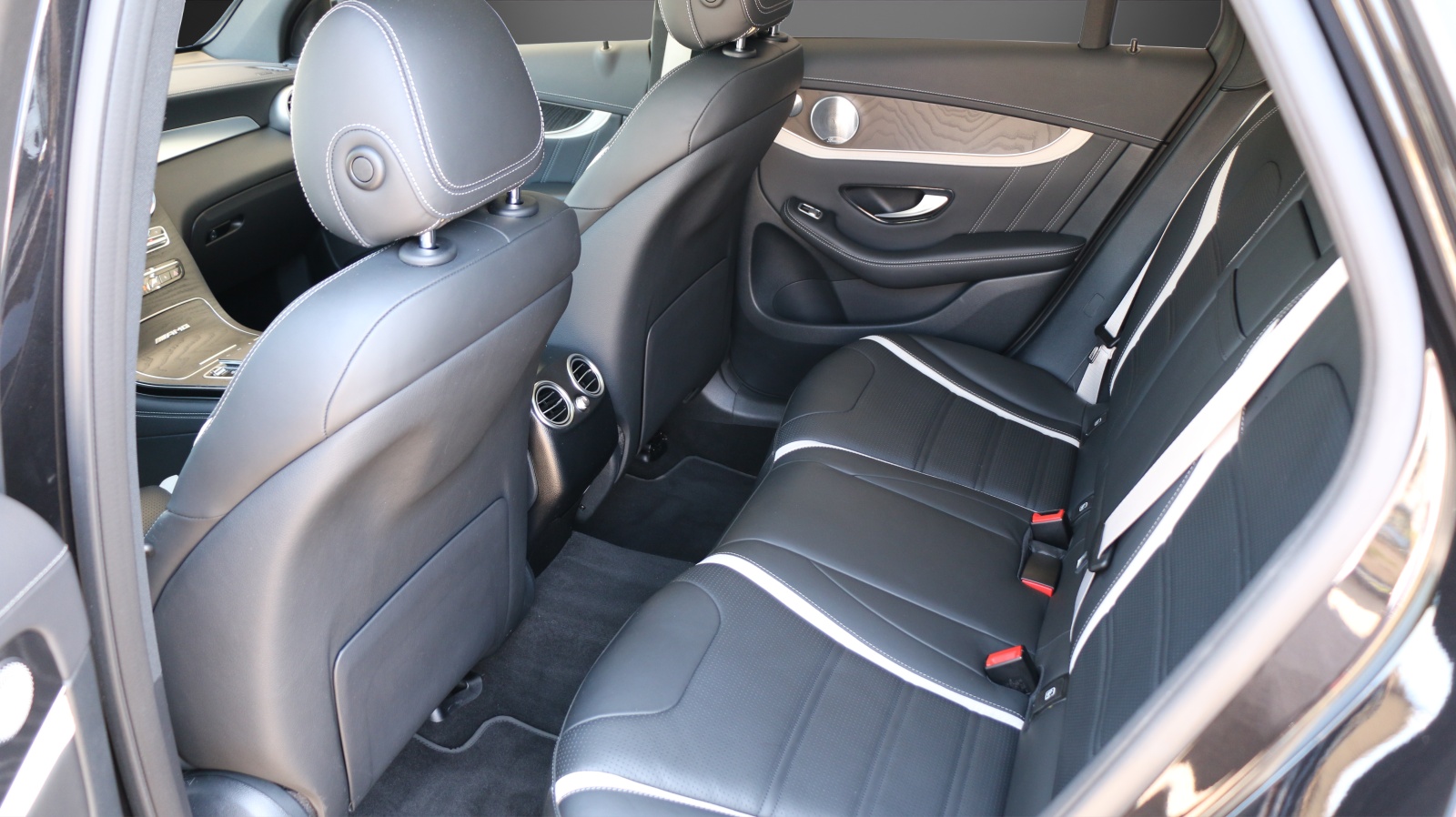 MERCEDES-BENZ GLC 63 S AMG 4Matic-image-11