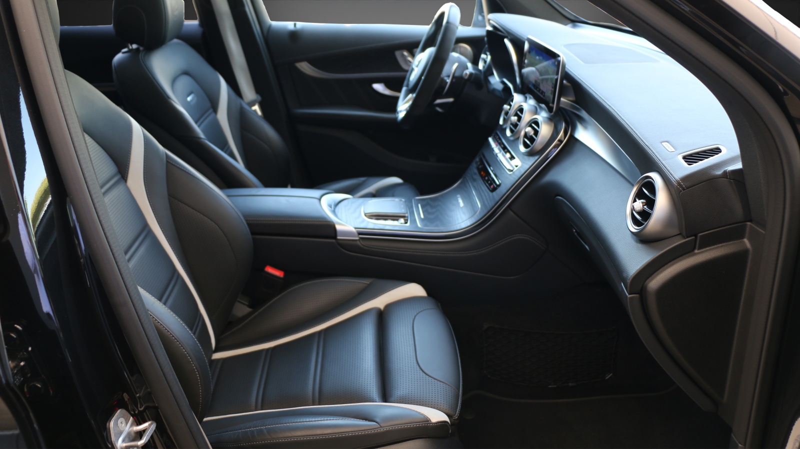 MERCEDES-BENZ GLC 63 S AMG 4Matic-image-8
