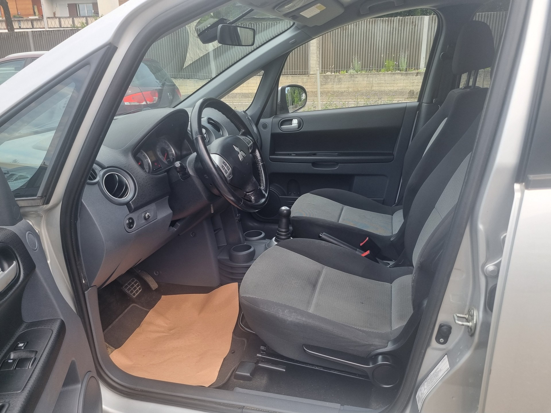 MITSUBISHI Colt 1.3 16V Inform Allshift-image-6