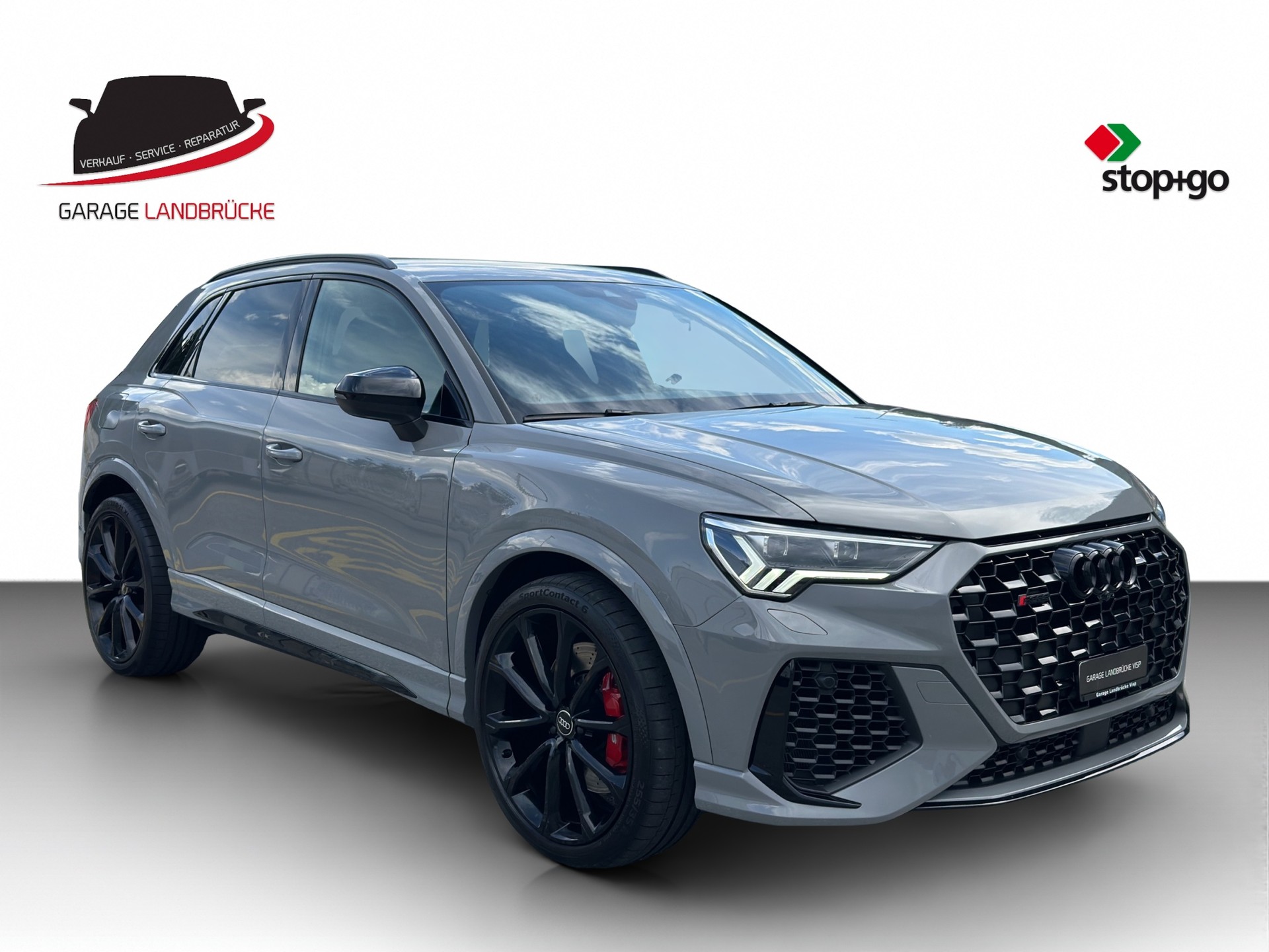 AUDI RS Q3 2.5 TFSI quattro S-Tronic-image-4