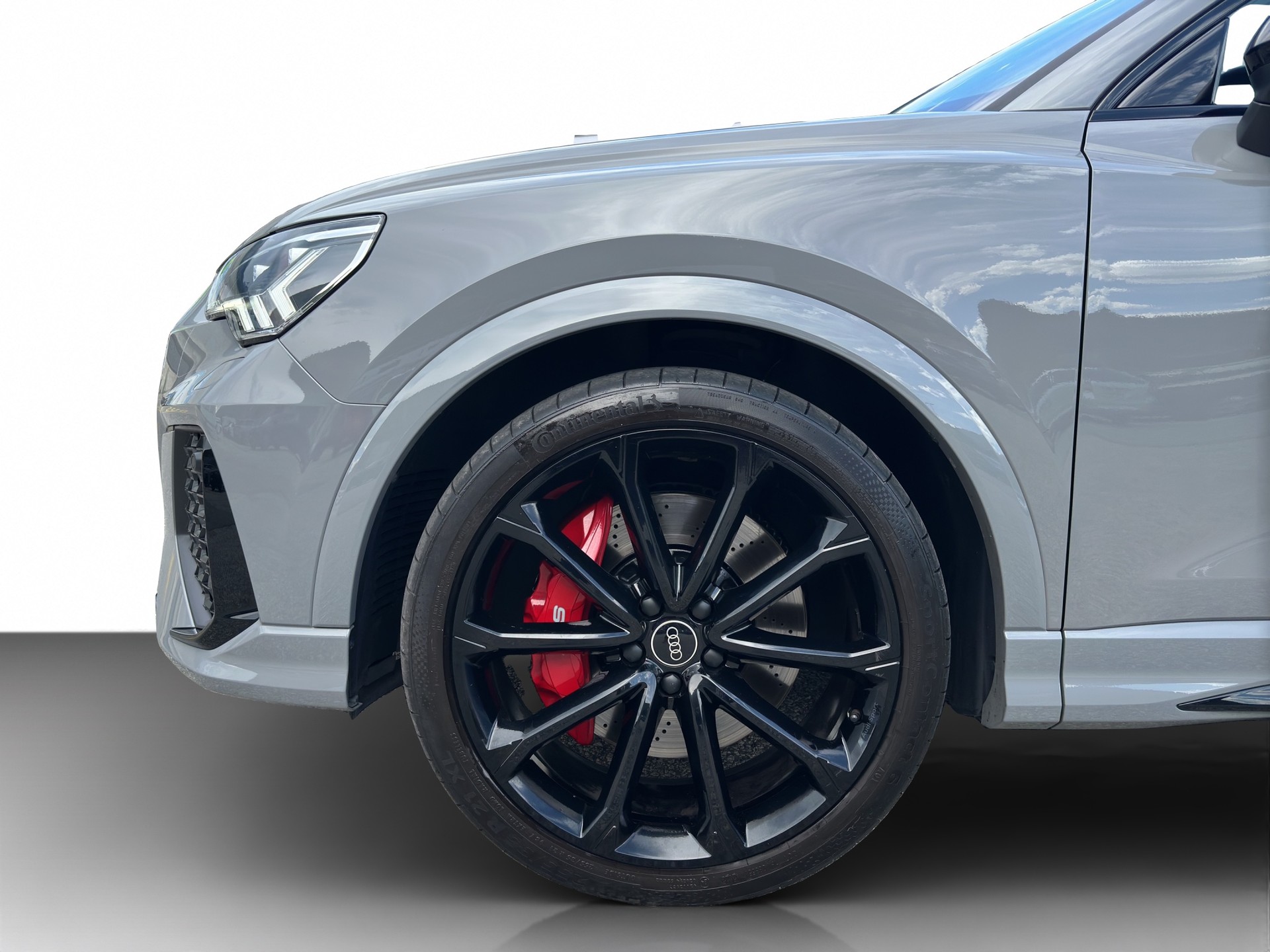 AUDI RS Q3 2.5 TFSI quattro S-Tronic-image-1