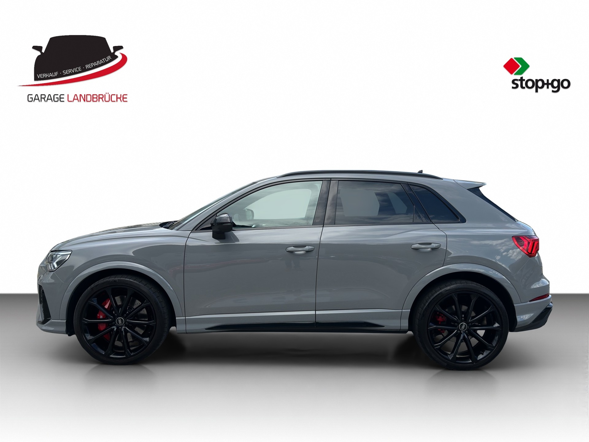 AUDI RS Q3 2.5 TFSI quattro S-Tronic-image-18