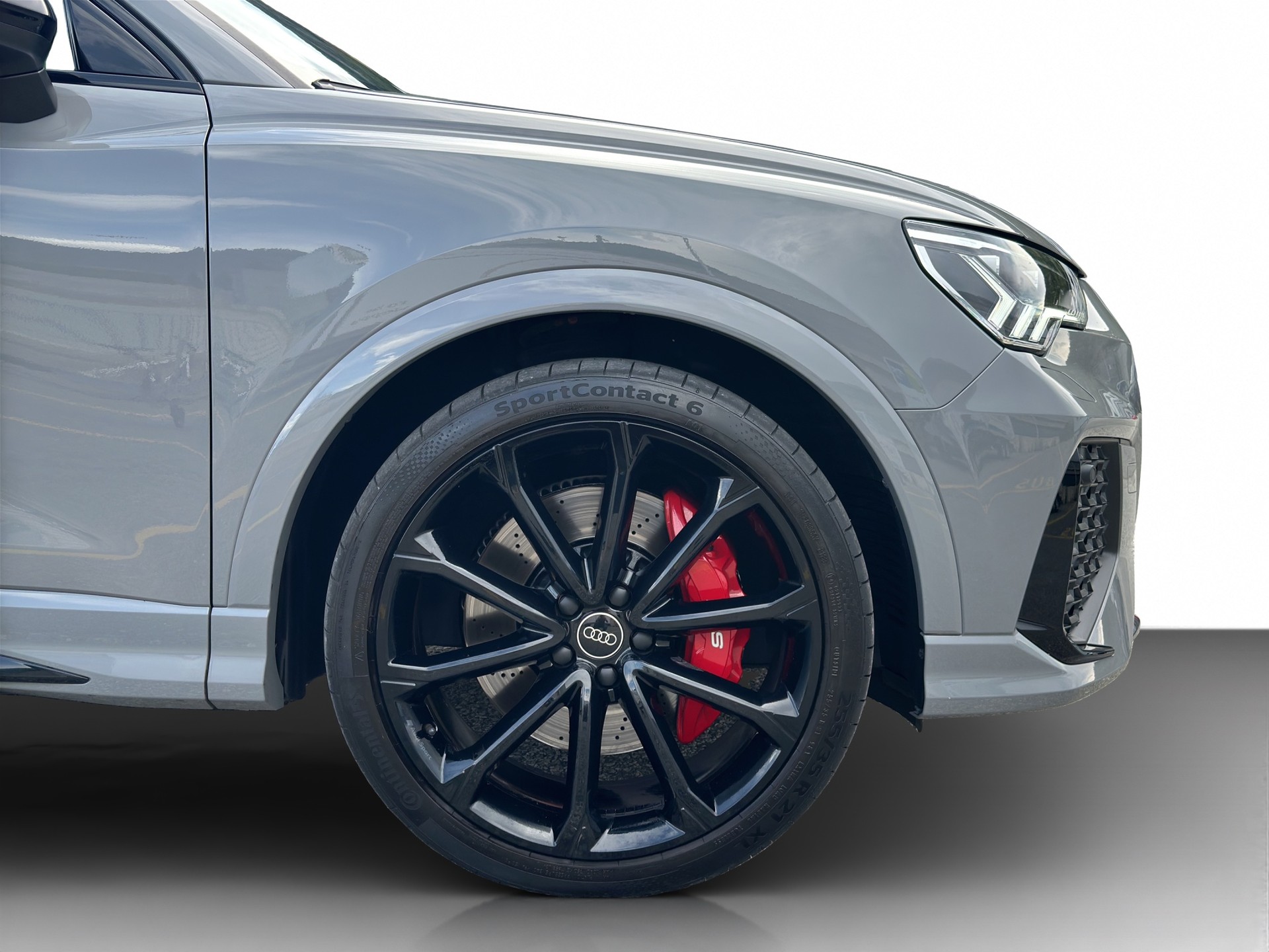 AUDI RS Q3 2.5 TFSI quattro S-Tronic-image-5