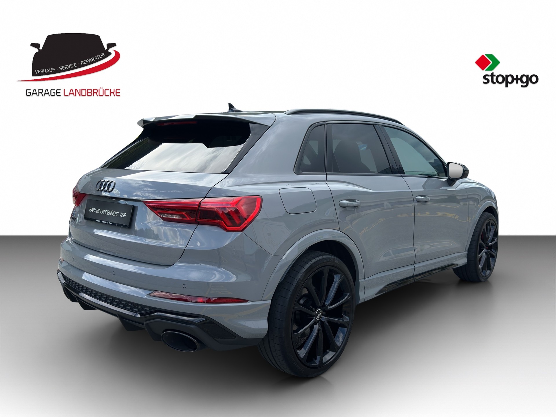 AUDI RS Q3 2.5 TFSI quattro S-Tronic-image-10