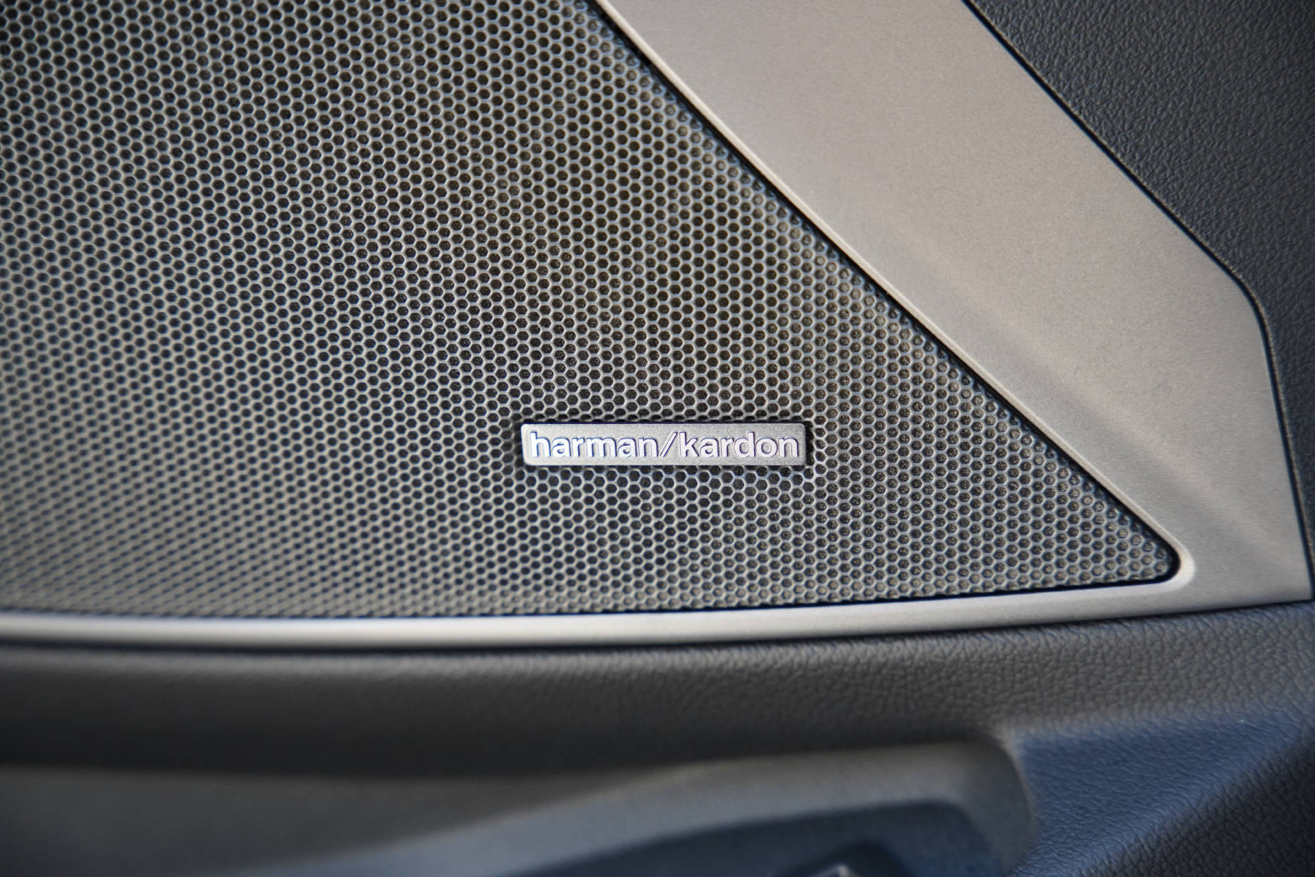 BMW M3 Touring xDrive Competition M LCI-image-15