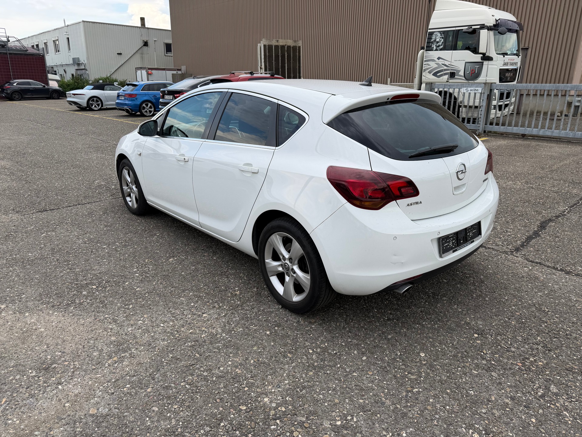 OPEL Astra 1.6i 16V Turbo Enjoy-image-4