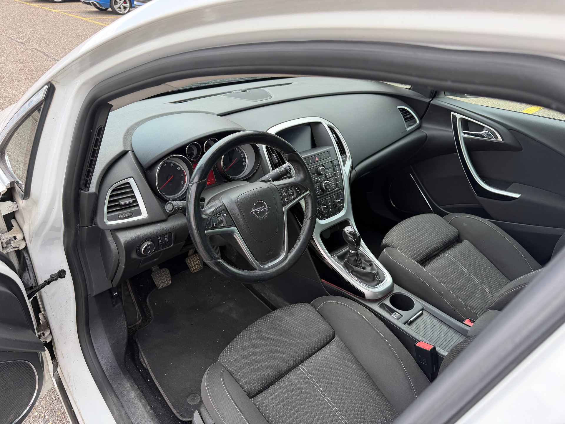 OPEL Astra 1.6i 16V Turbo Enjoy-image-7