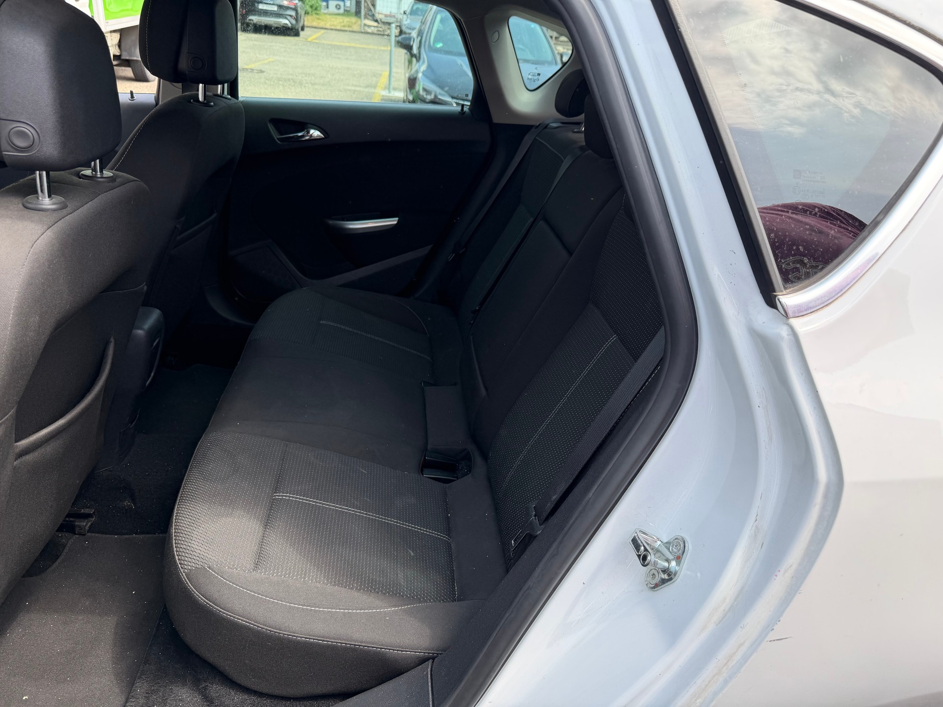 OPEL Astra 1.6i 16V Turbo Enjoy-image-8