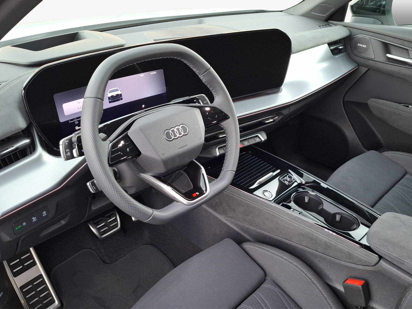 AUDI Q3 Sportback TFSI quattro 195 kW S tronic-image-15