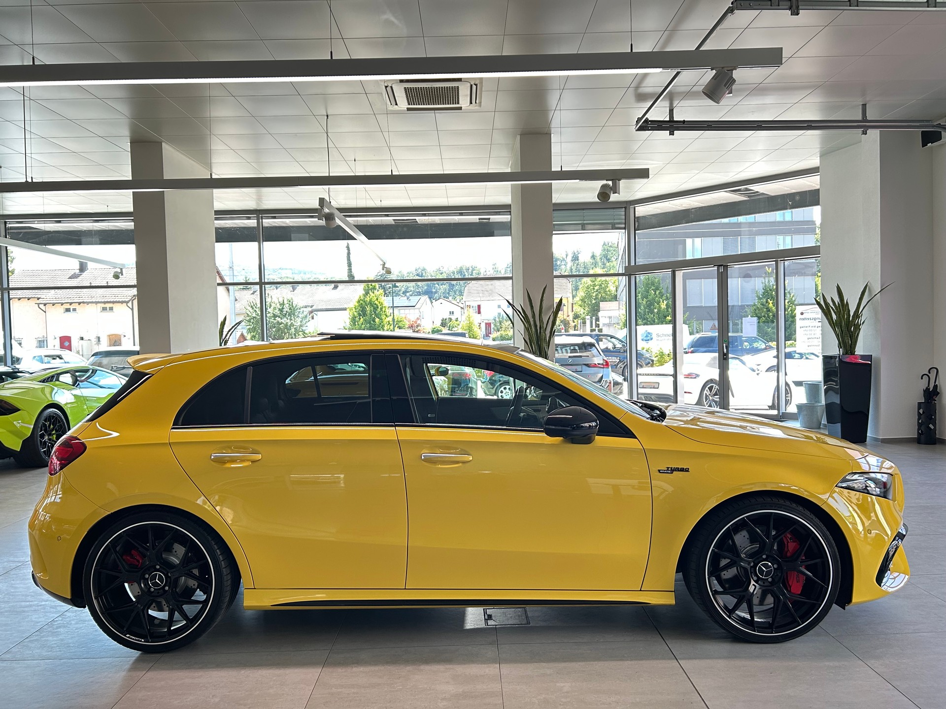 MERCEDES-BENZ A AMG 45 S 4Matic+ 8G-DCT-image-4