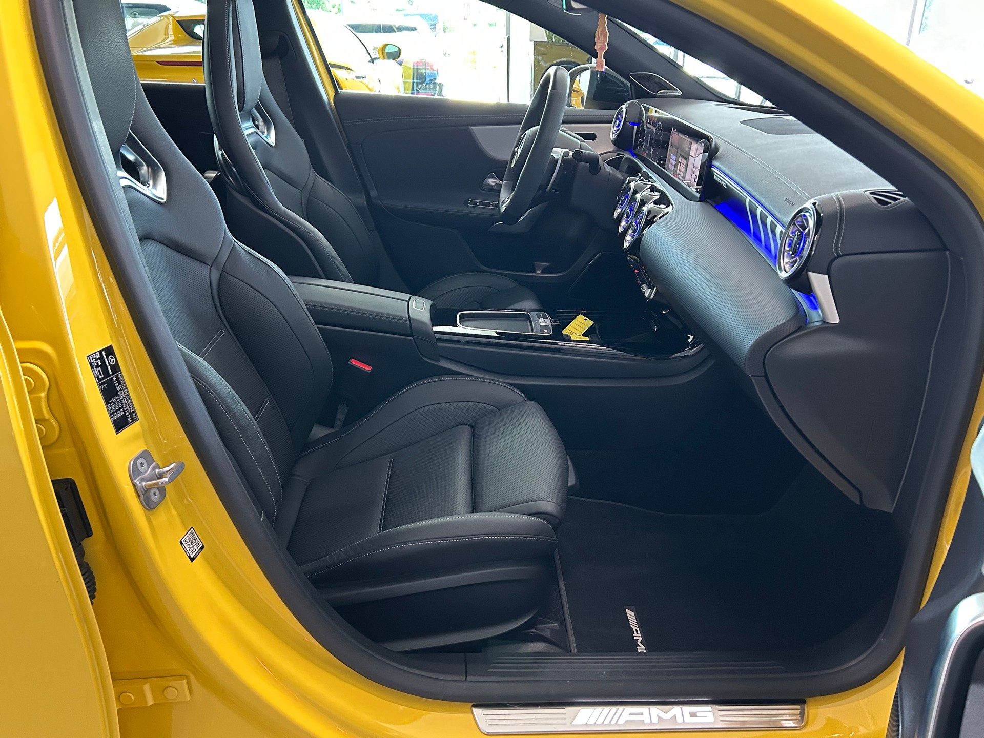 MERCEDES-BENZ A AMG 45 S 4Matic+ 8G-DCT-image-11