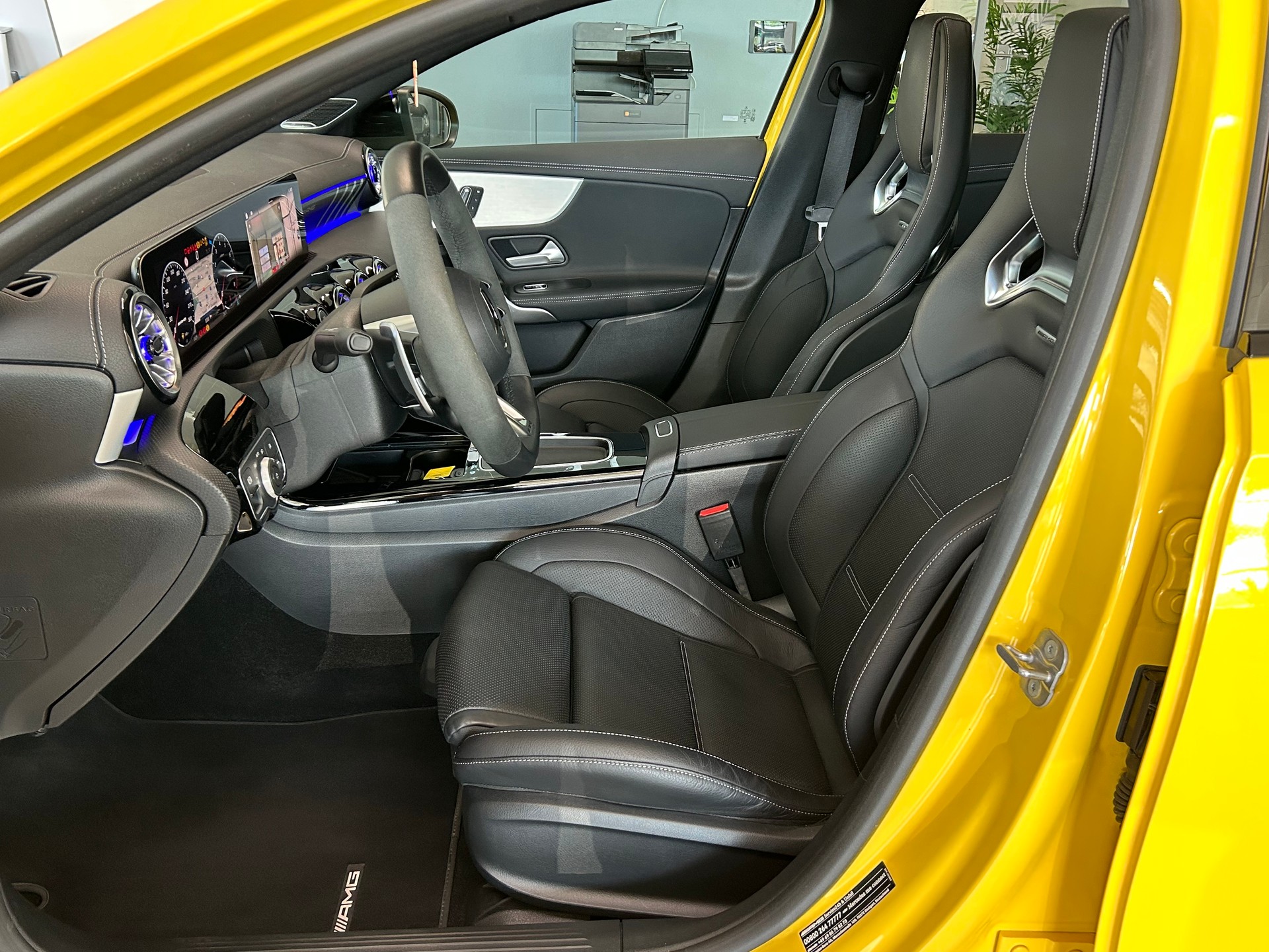 MERCEDES-BENZ A AMG 45 S 4Matic+ 8G-DCT-image-9